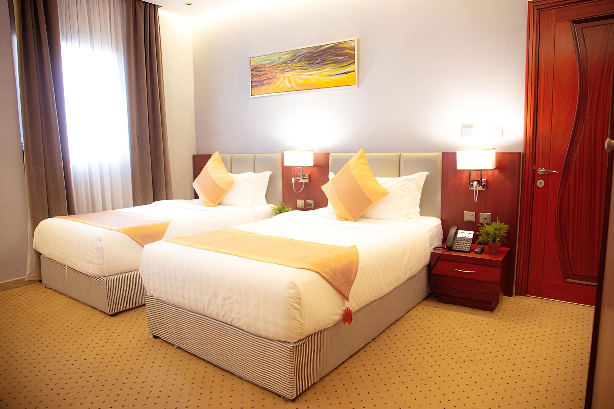 Executive Suite, 2 Twin Beds