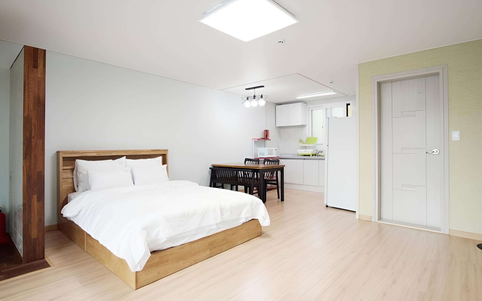 Room (Complex A No 102)