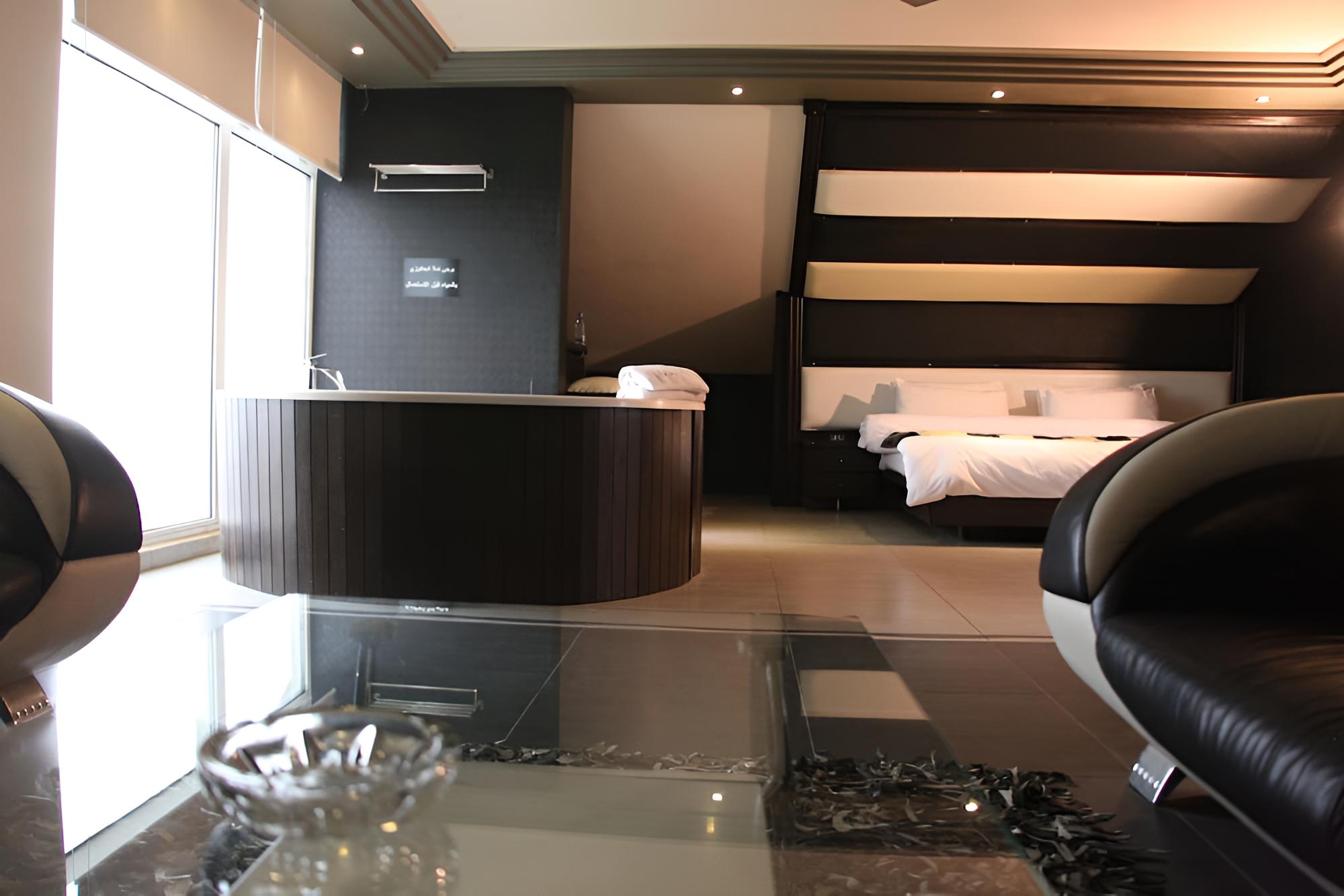 Junior Suite, 1 King Bed