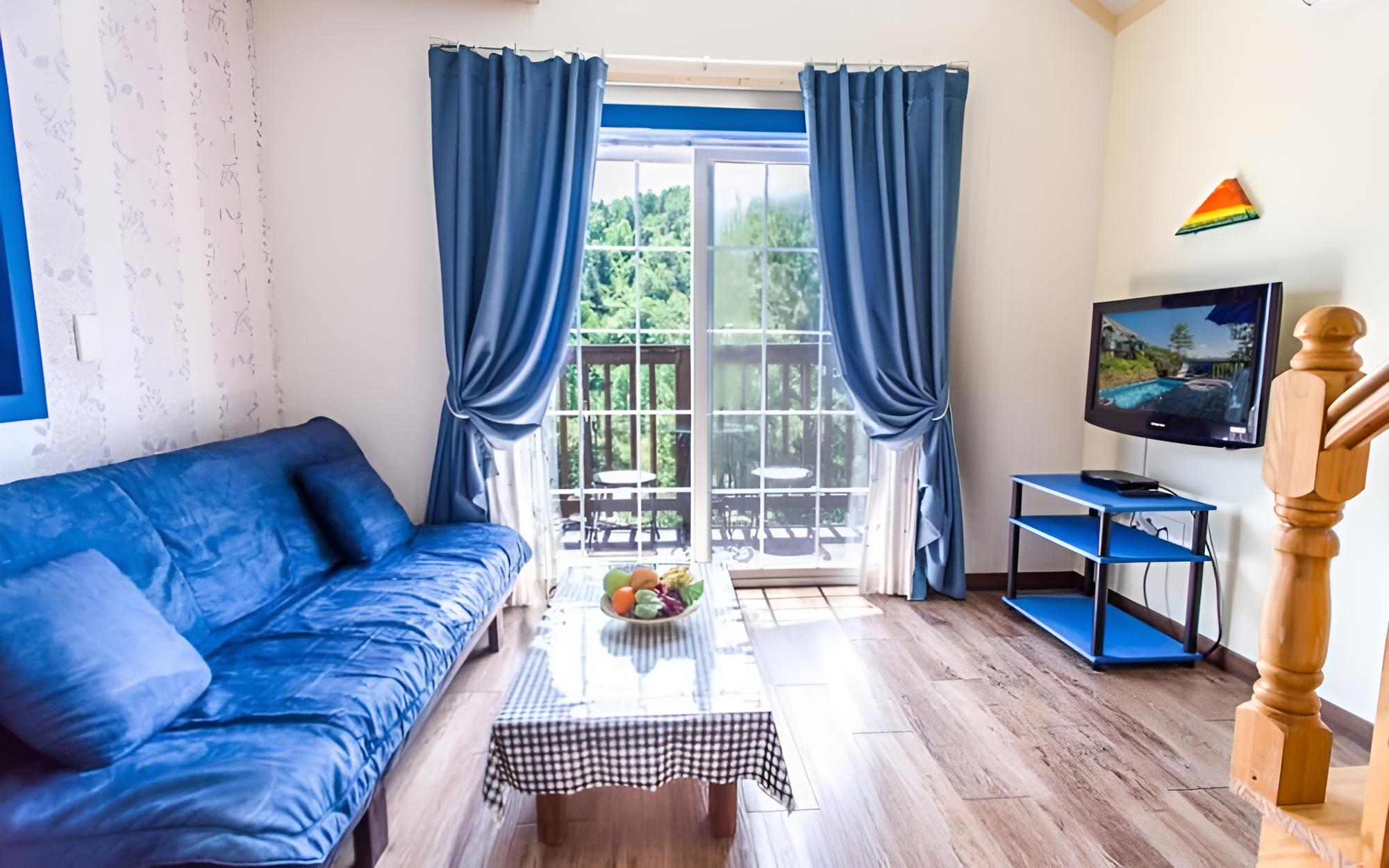 Room (Sky (Duplex))