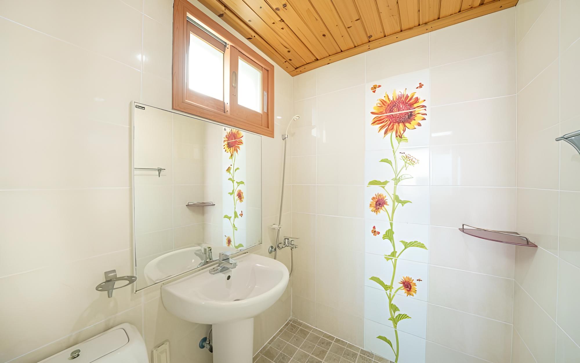 Room (Haedong 302 (ocean view)) - Photo 1