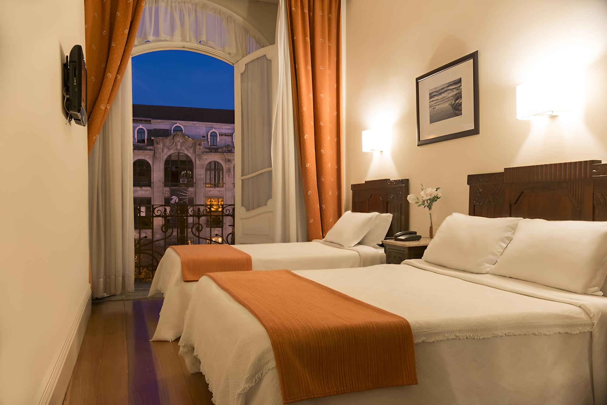 Basic Double or Twin Room, City View