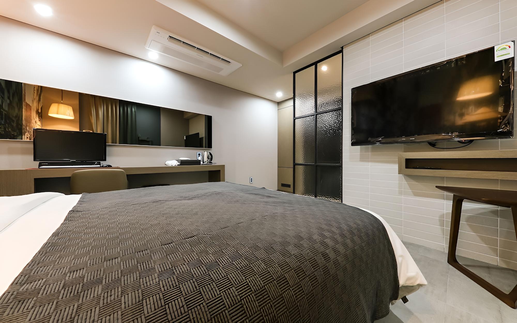 Room (Standard room) - Photo 19
