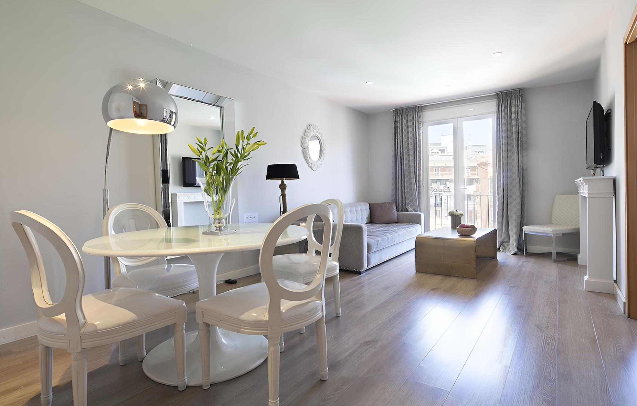 Family Apartment photo 1