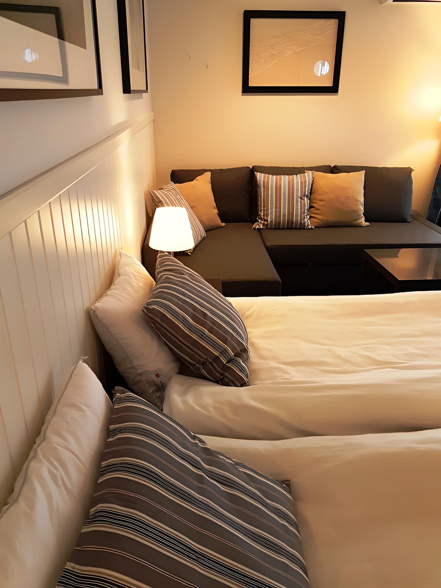 Deluxe Double or Twin Room