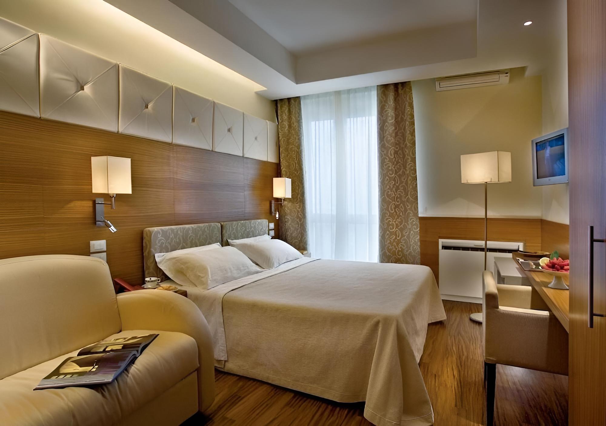 Executive Triple Room, 1 Bedroom, Balcony, Sea View