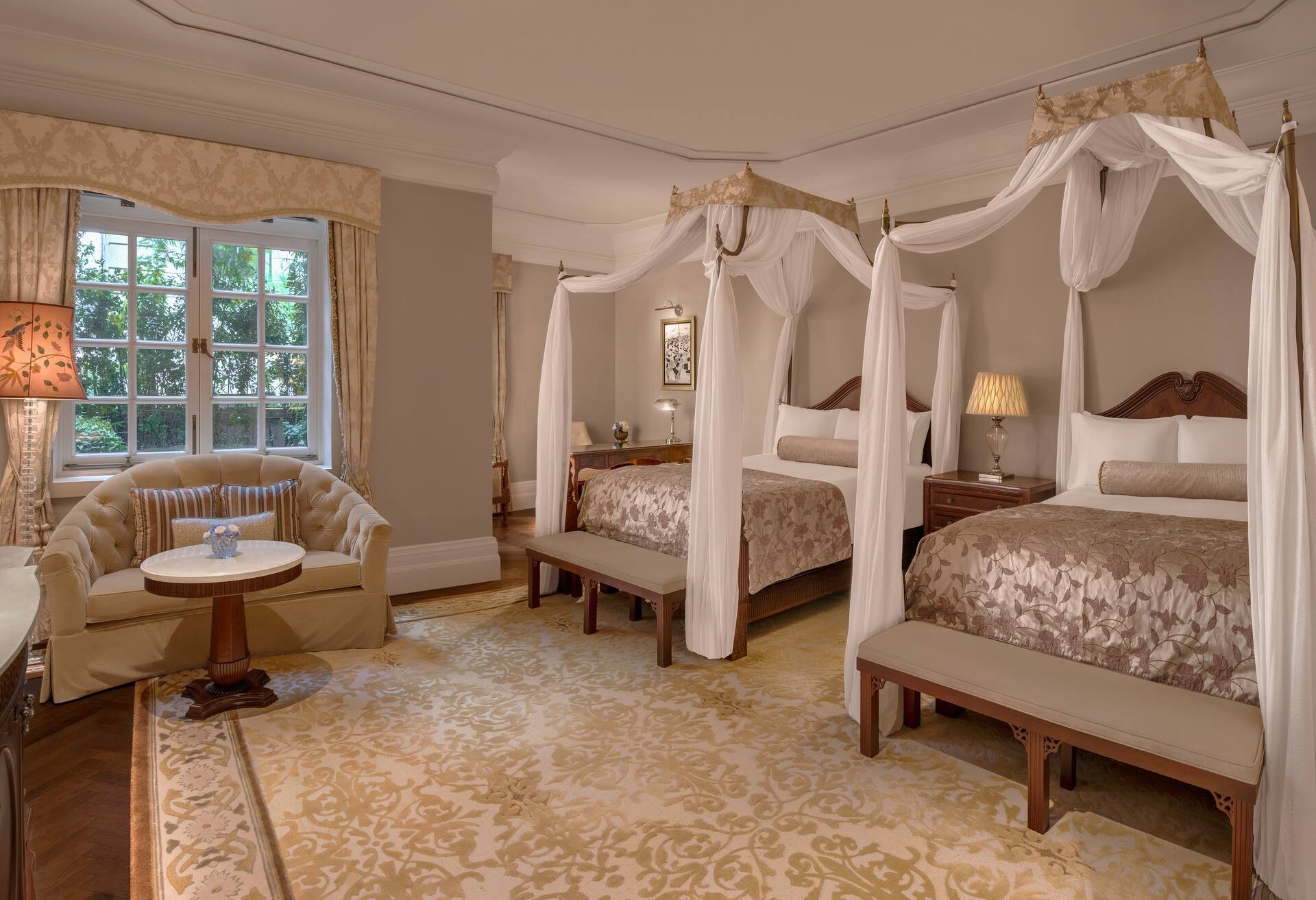 Double Queen Bund Heritage Suite