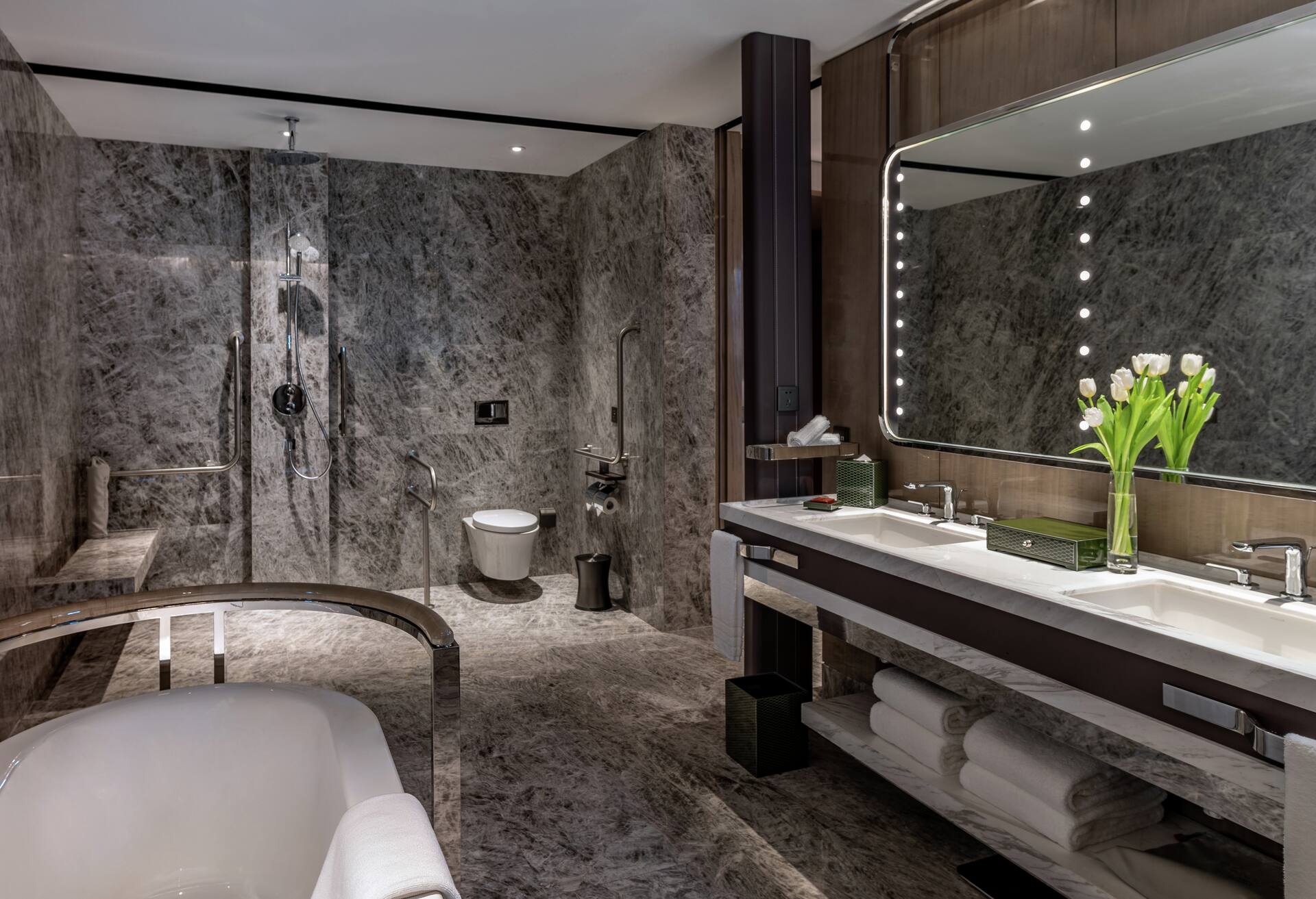 King Accessible Room