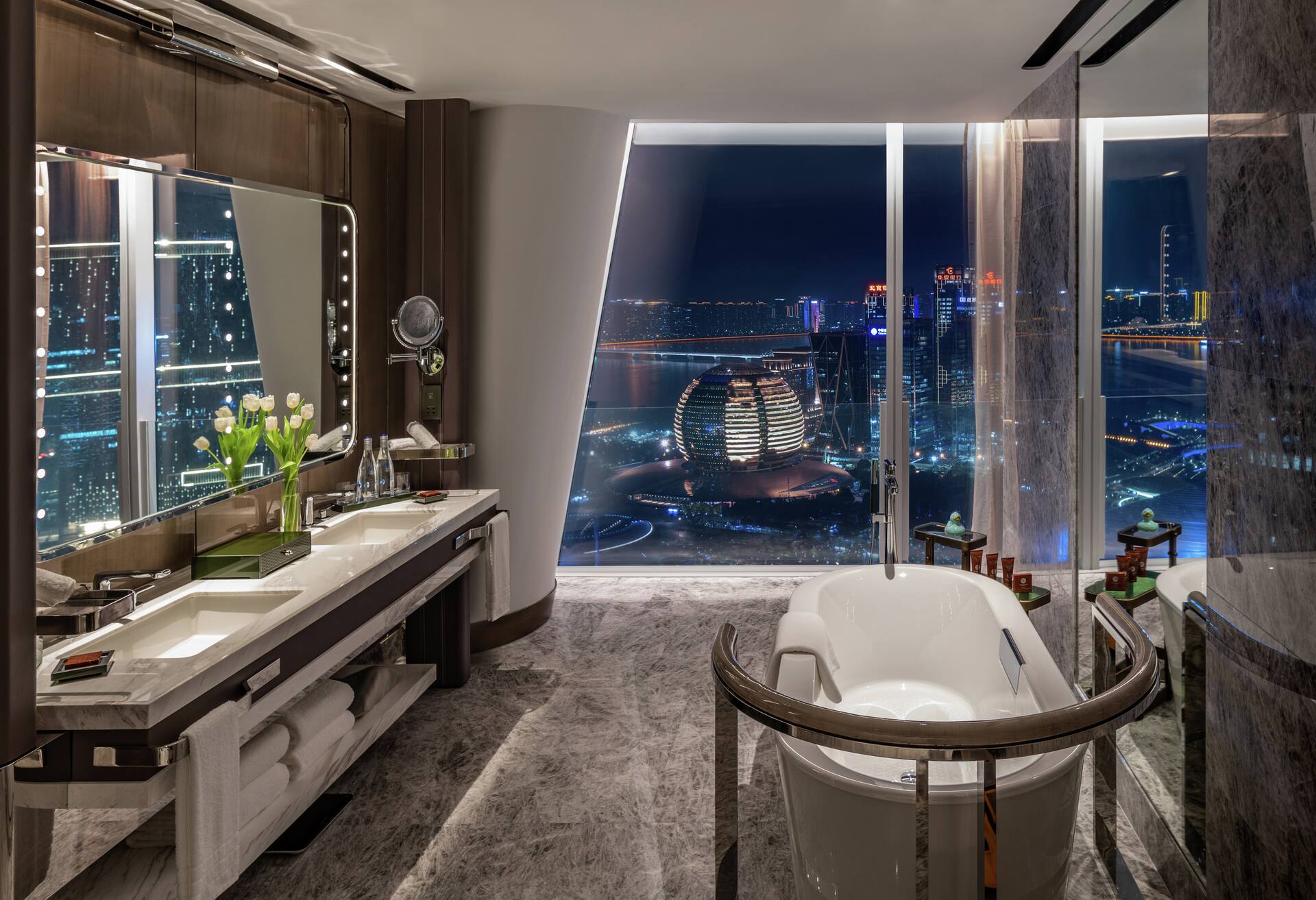 Twin Deluxe Room