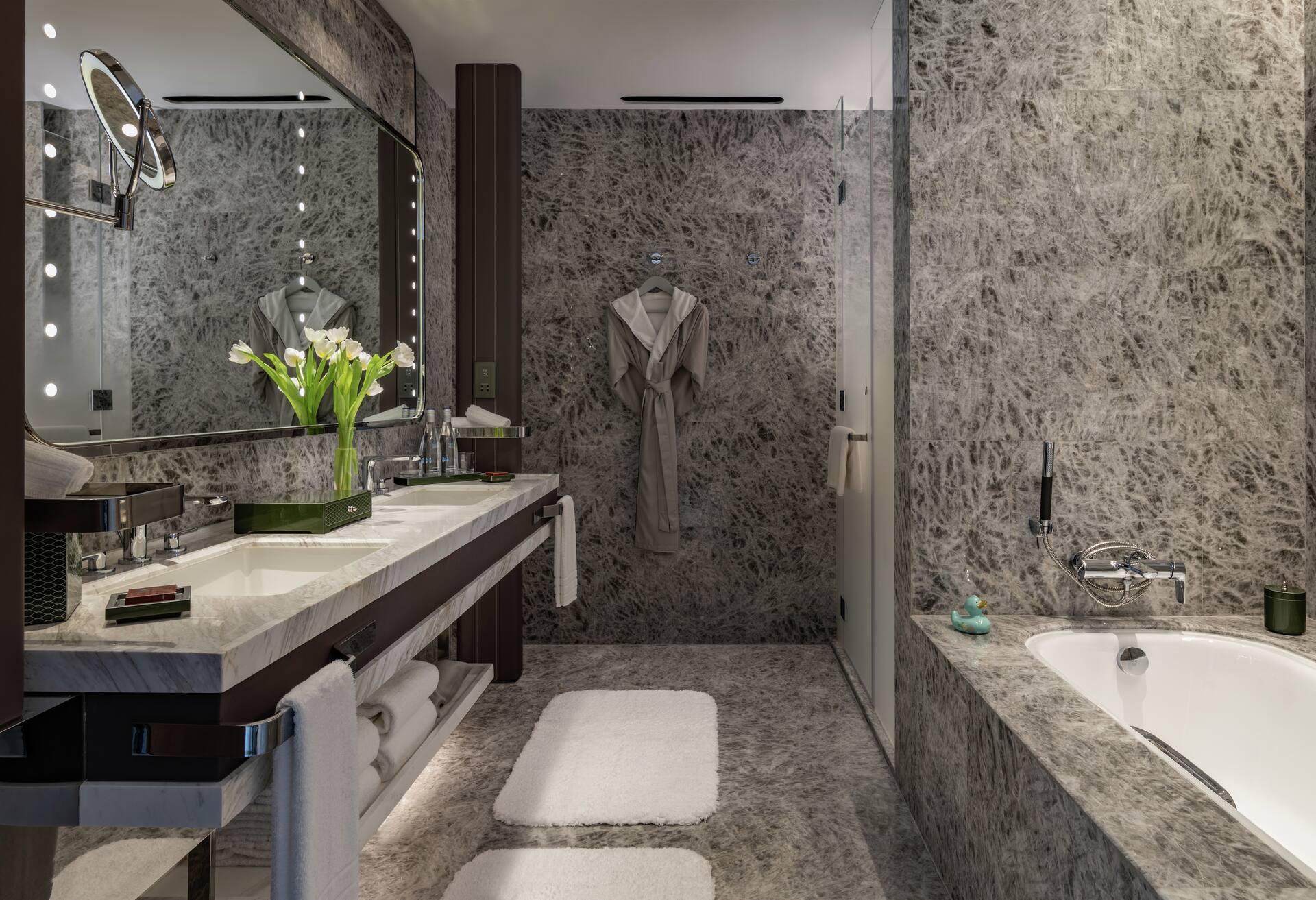 King Deluxe Suite