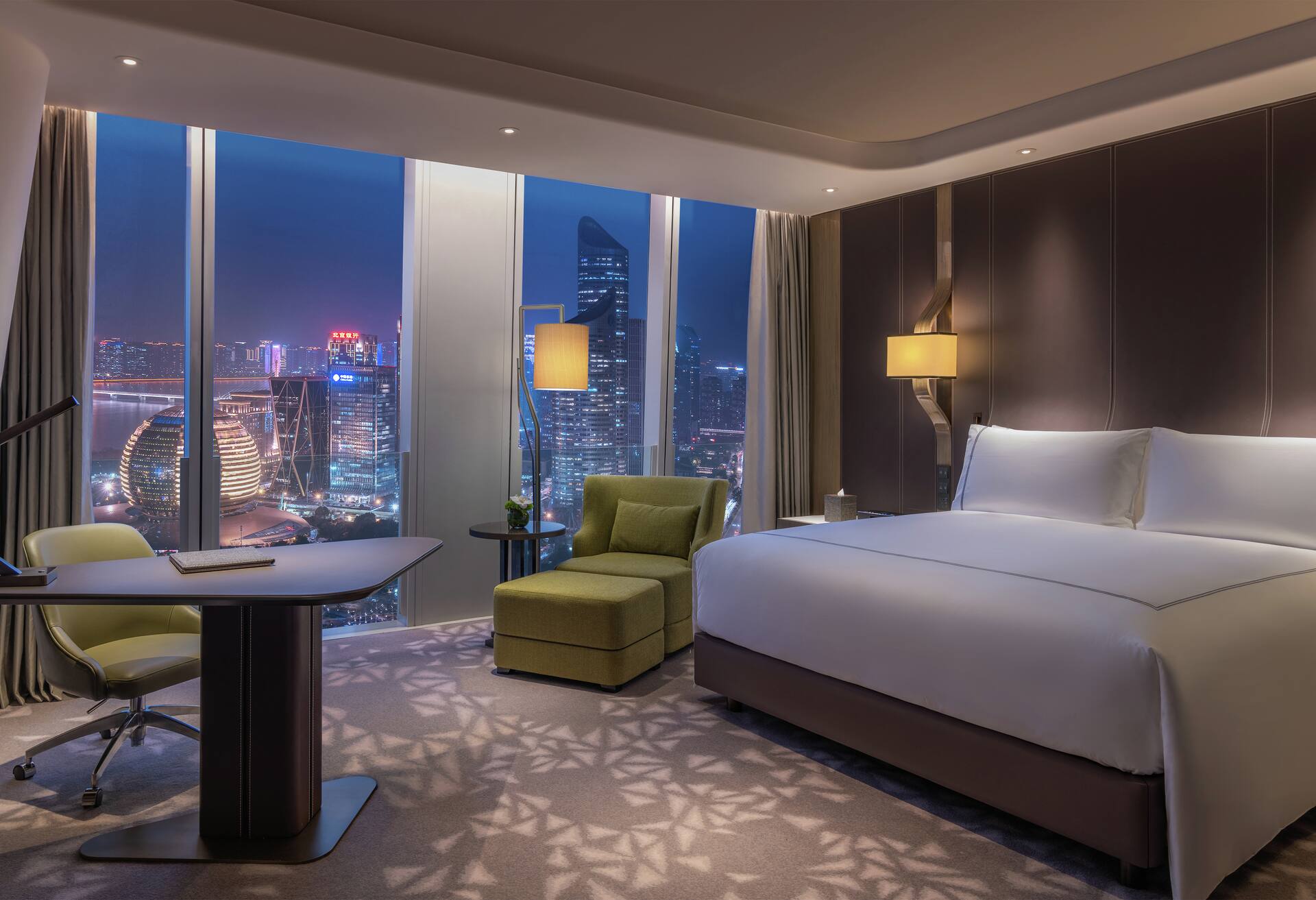 King Deluxe River View Room