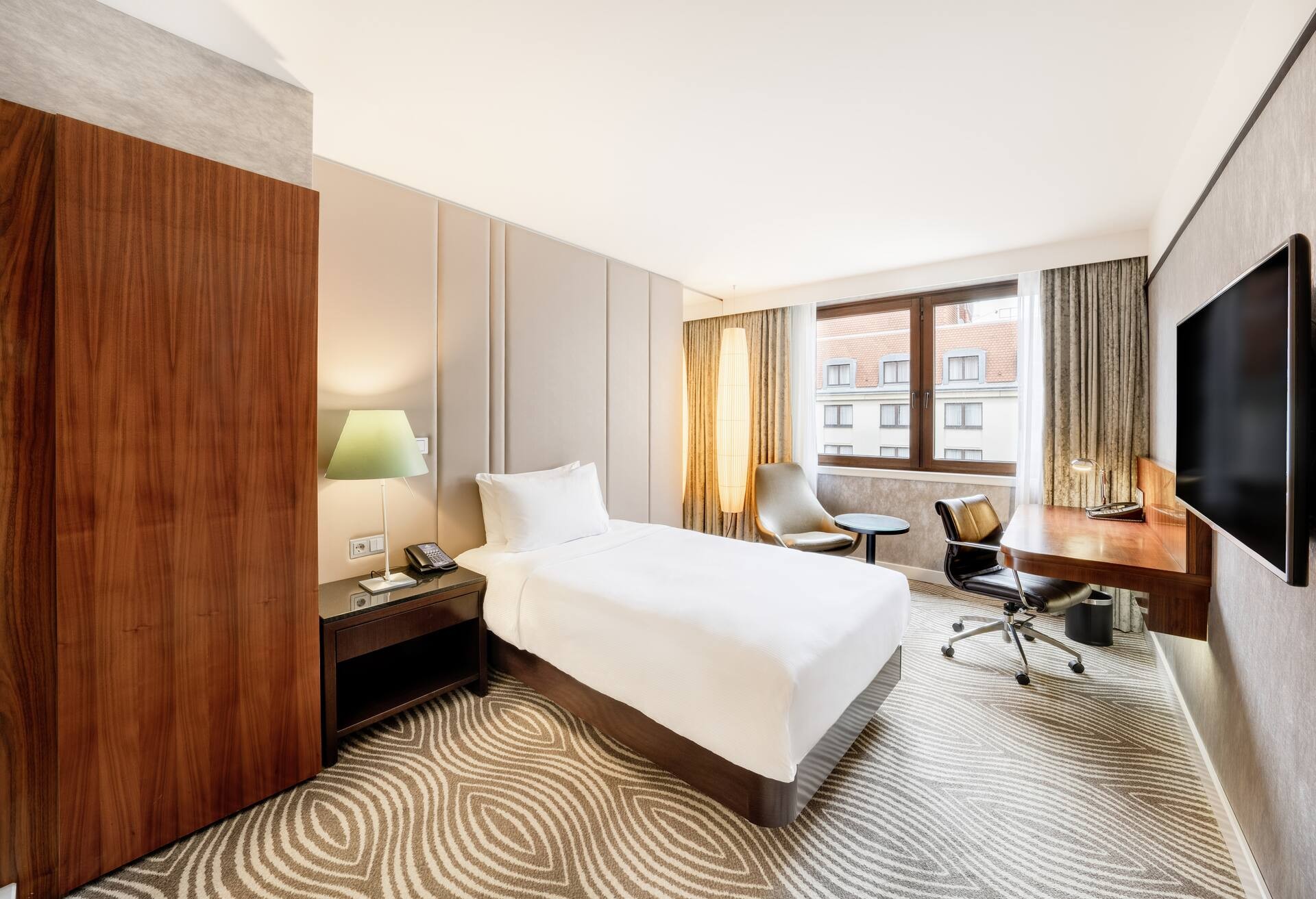 Single Guest Room