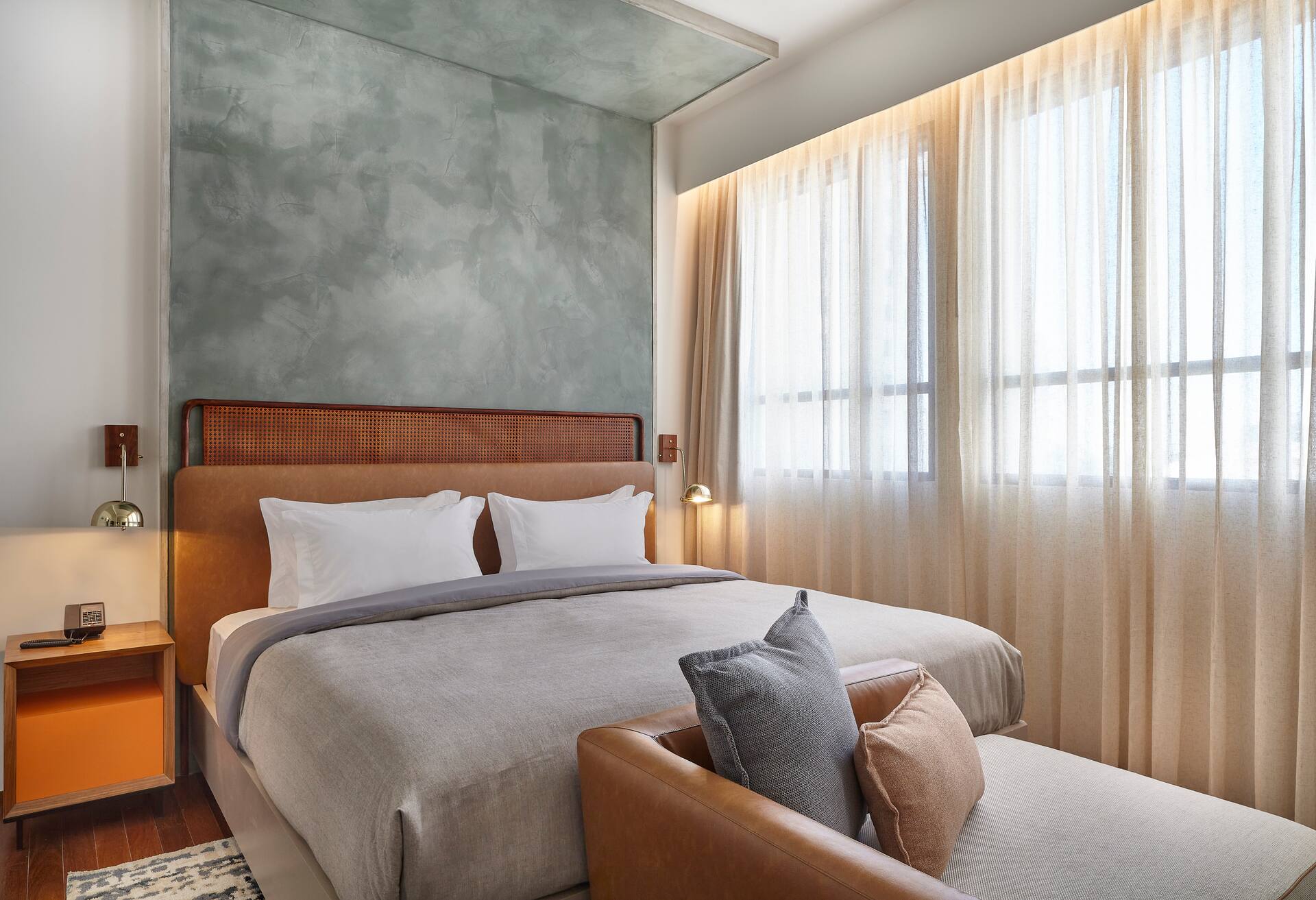 1 King Bed Premium Room