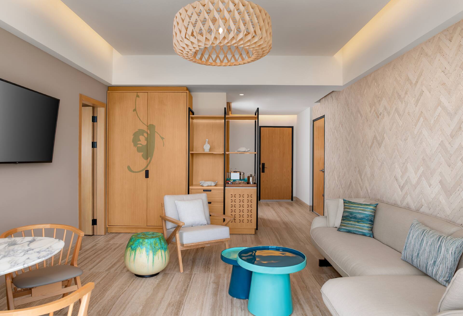 Club Room, 2 Queen Beds, Resort View, Partial Ocean View