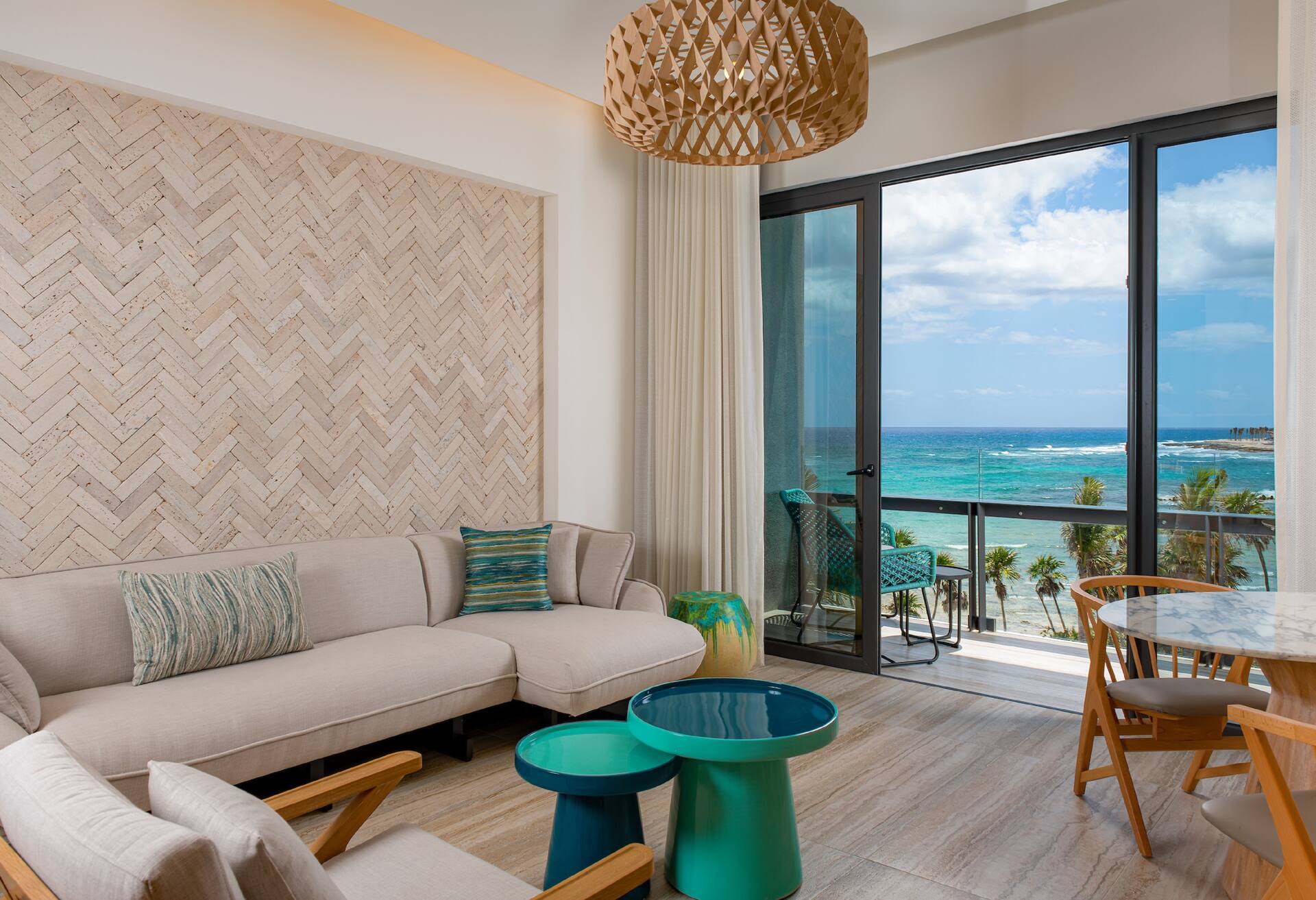 Club Room, 2 Queen Beds, Resort View, Partial Ocean View