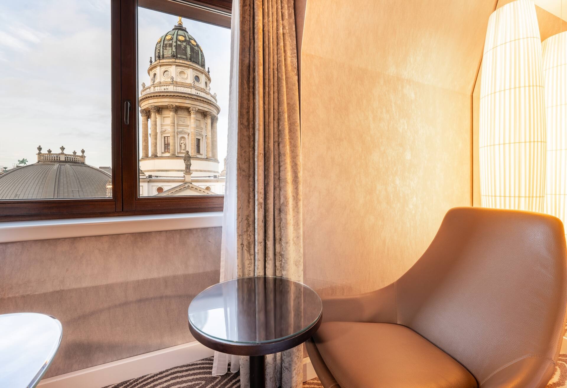 Twin Guest Room with Dome View