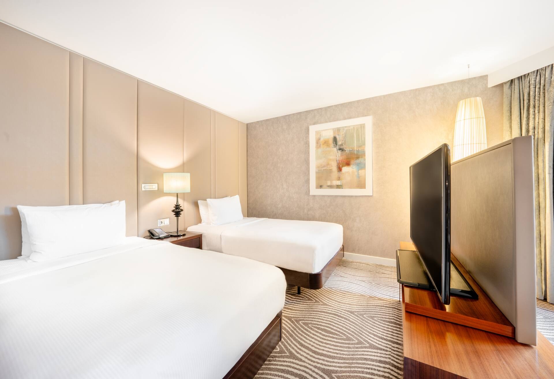 Twin Deluxe Room