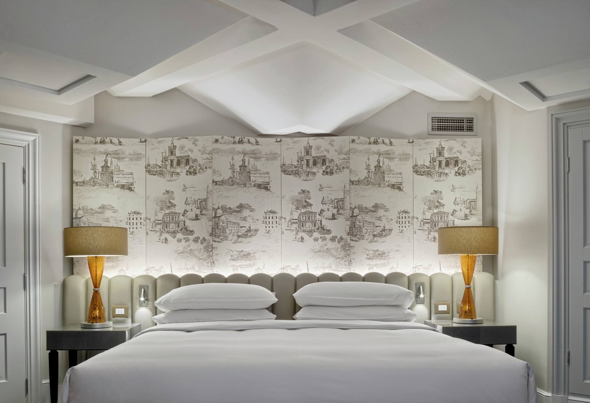 King Molino Family Suite