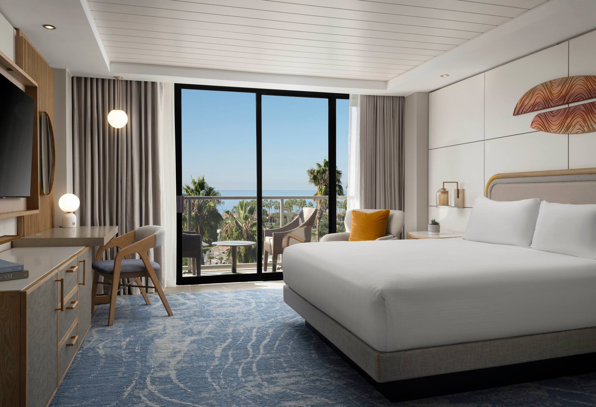 Room, 1 King Bed, Accessible, Ocean View (Hearing Impaired)