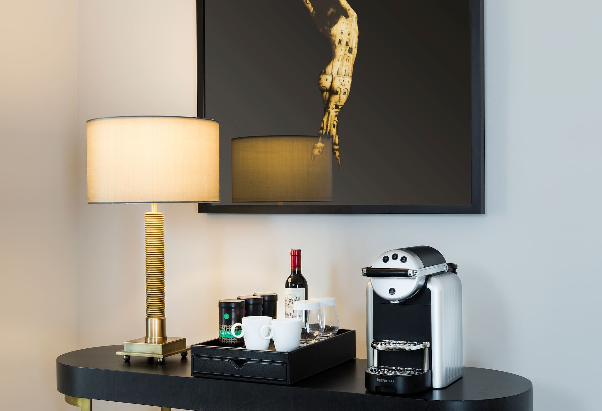 Queen Junior Suite photo 2