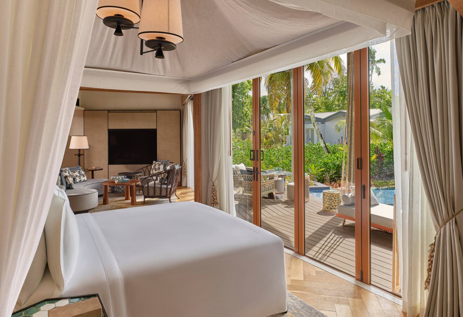 One Bedroom Grand Hawksbill Pool Villa