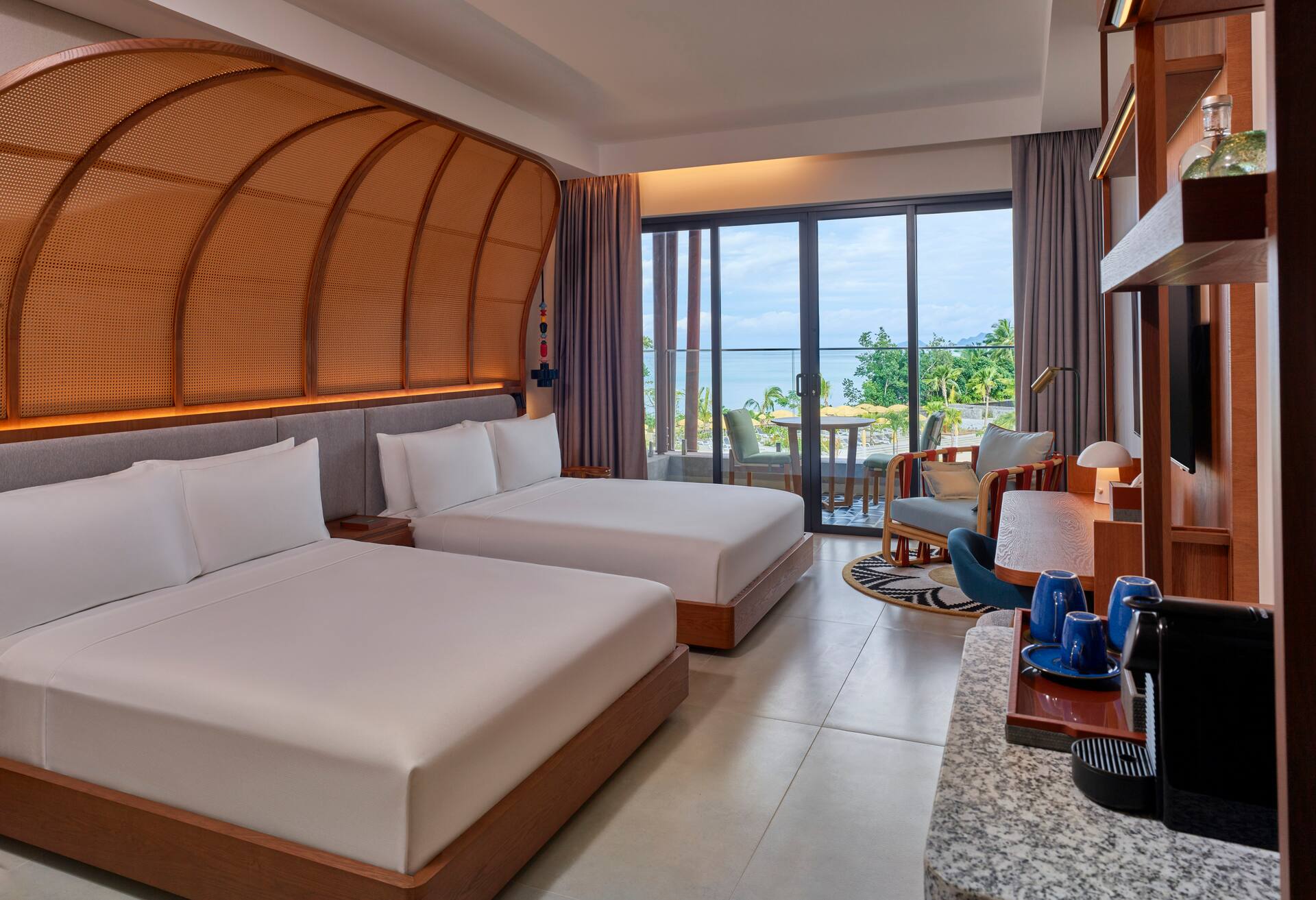 Family Connecting Garden View Room