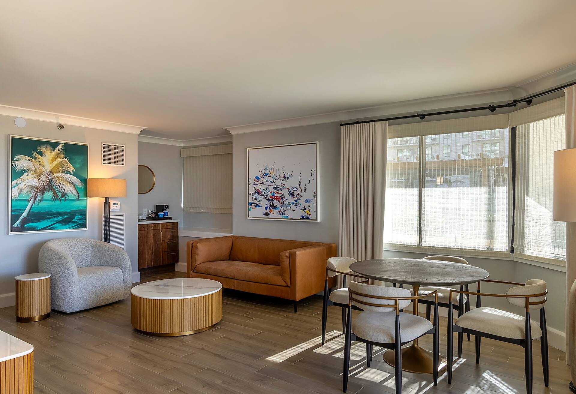 Oceanfront 1 King Studio Suite photo 2