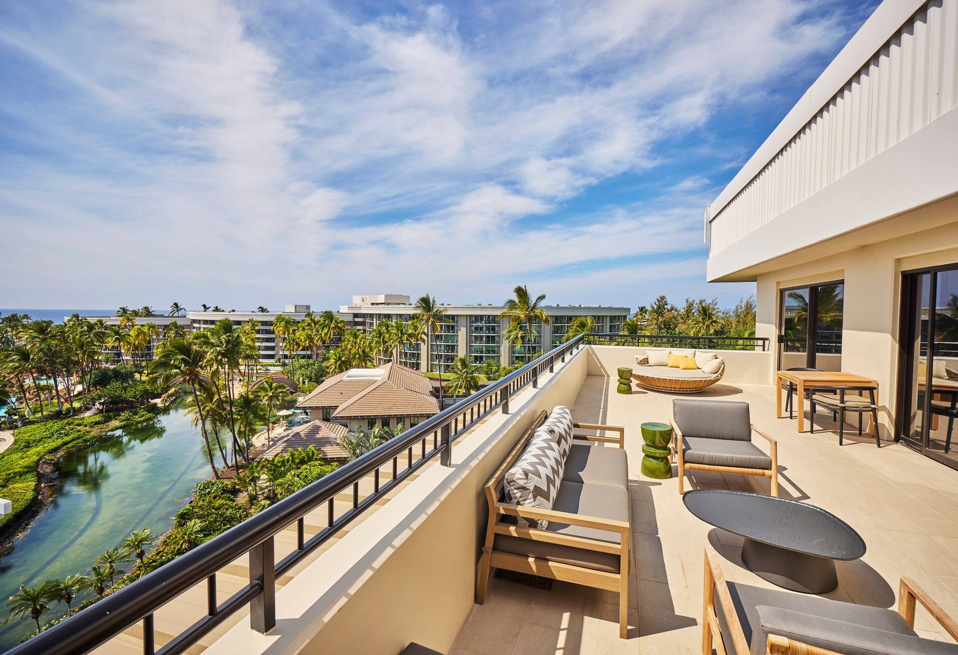 Palace Ocean View 1 Bedroom Suite 1 King Bed