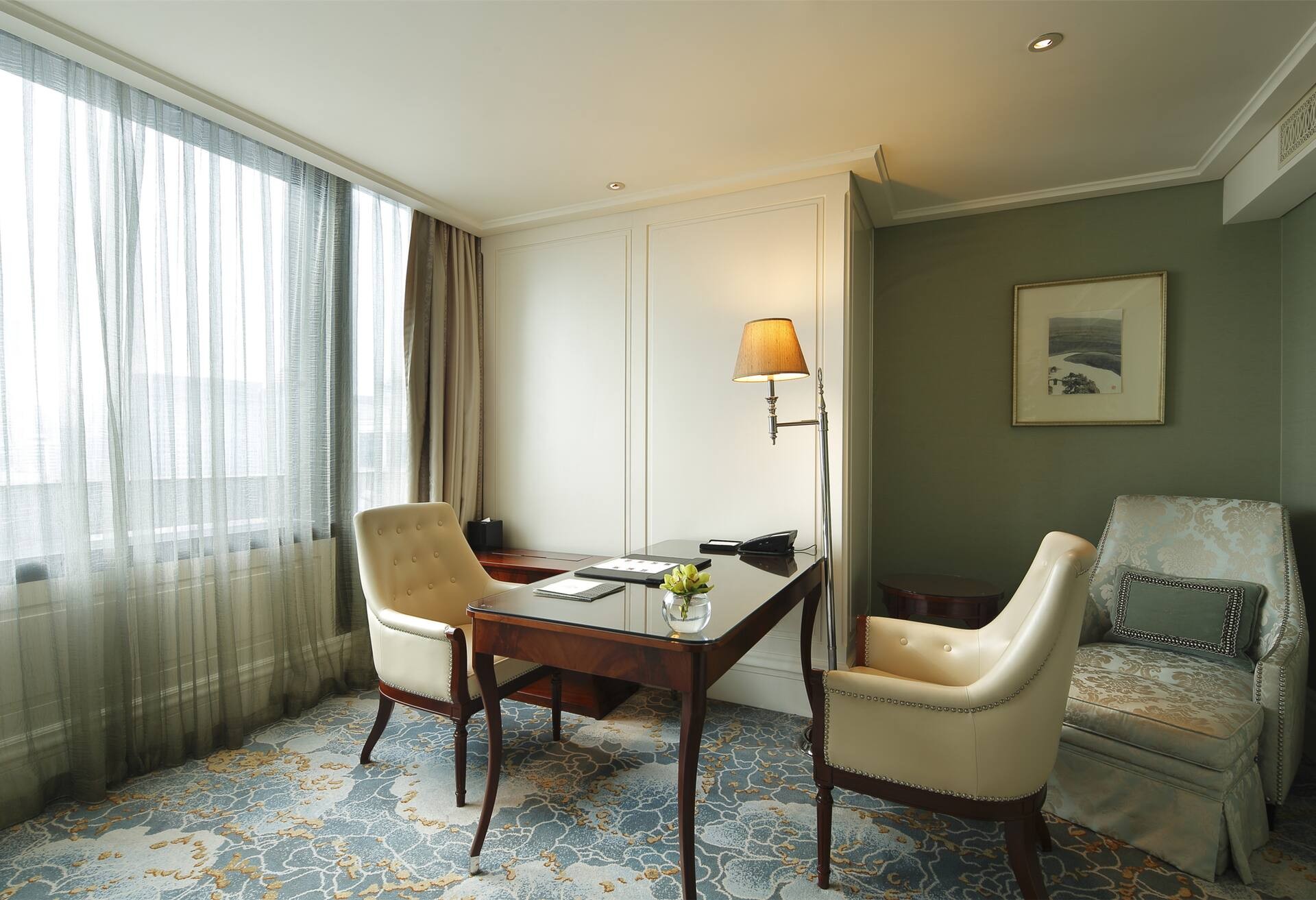 King Junior Suite thumbnail 5