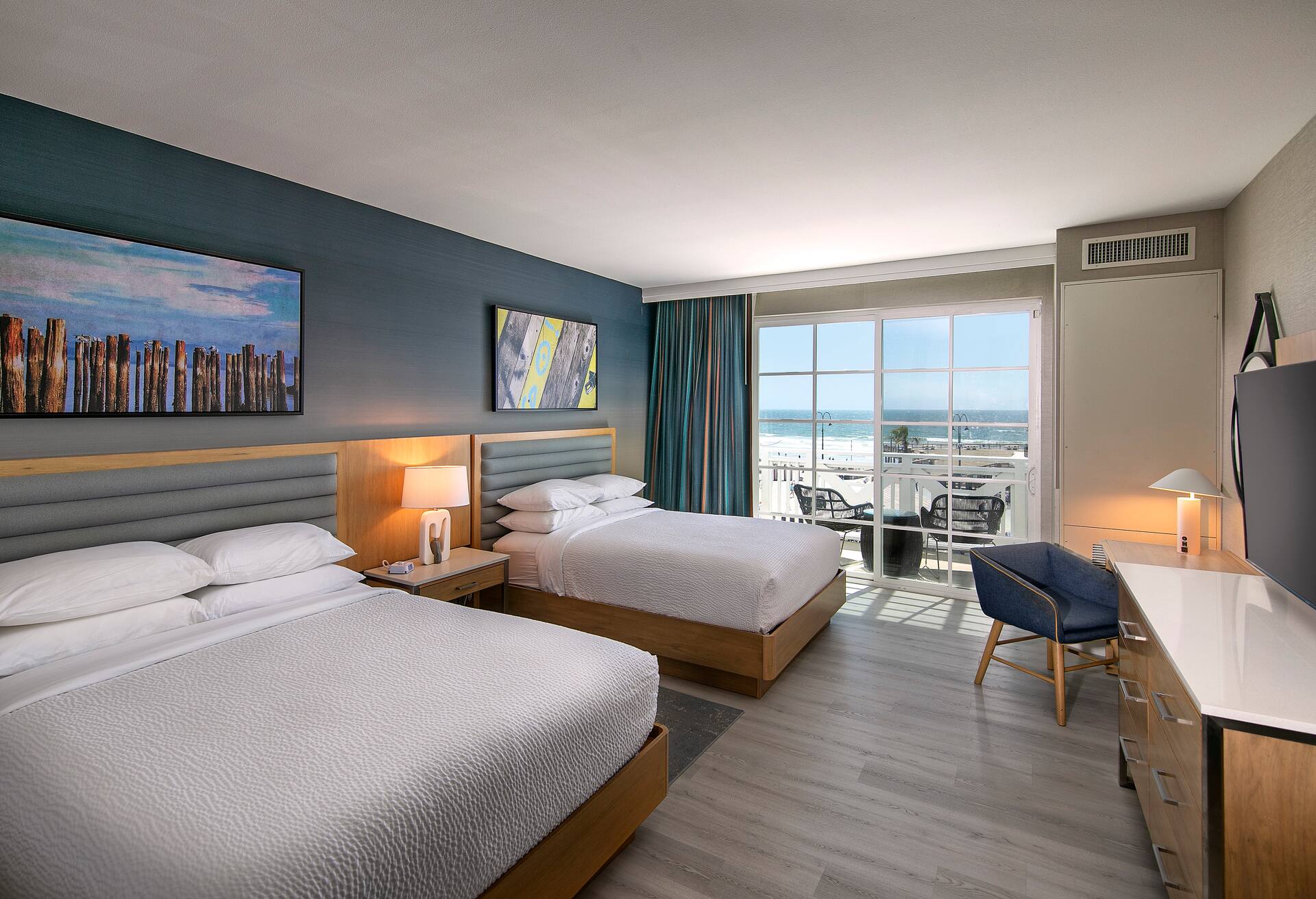 Superior Oceanview 2 Queen