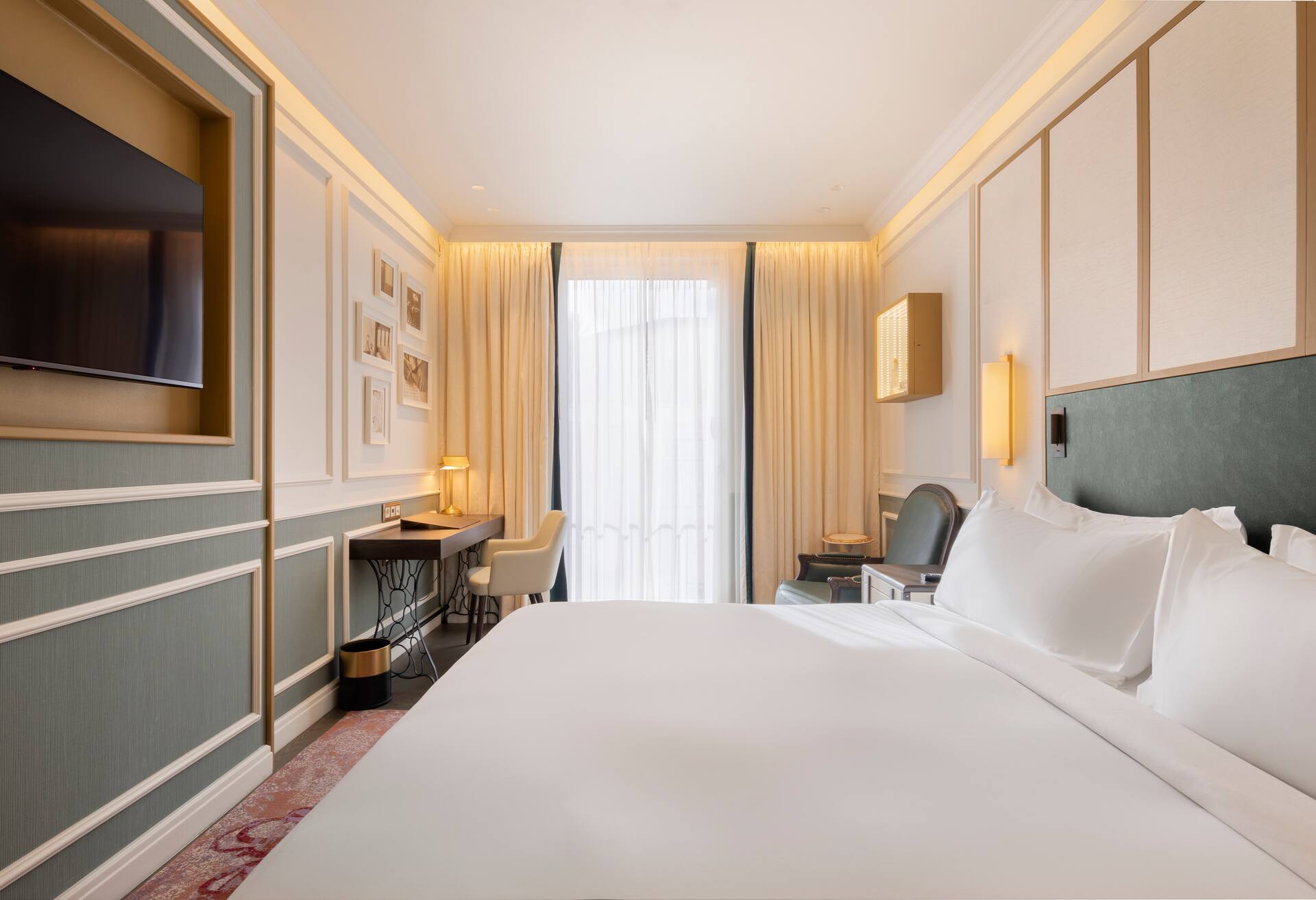 King Deluxe Room