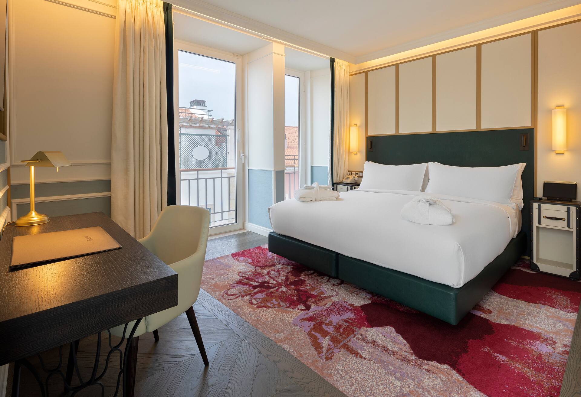 The Emerald Suite