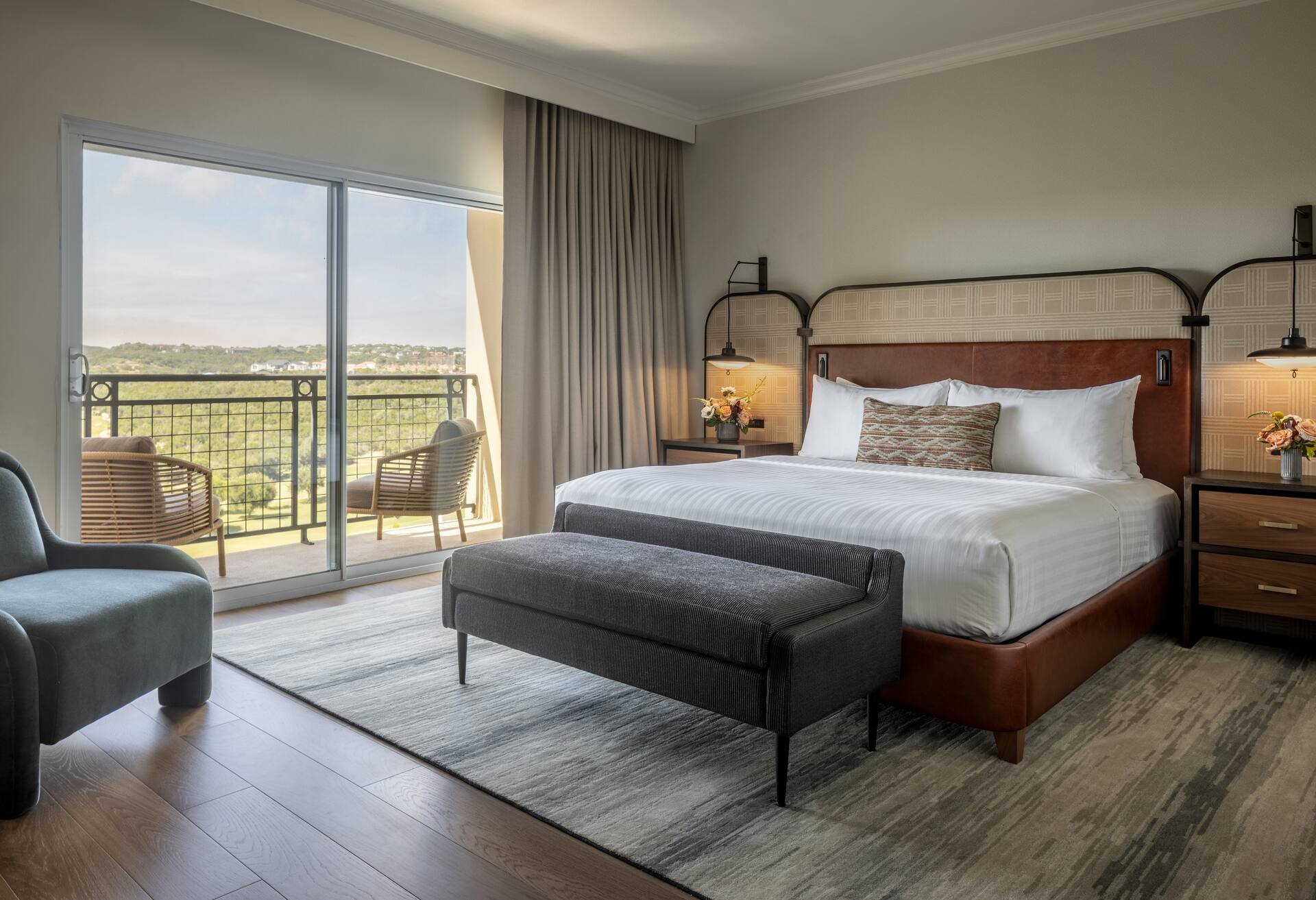 Presidential 1 Bedroom Suite - 1 King Bed