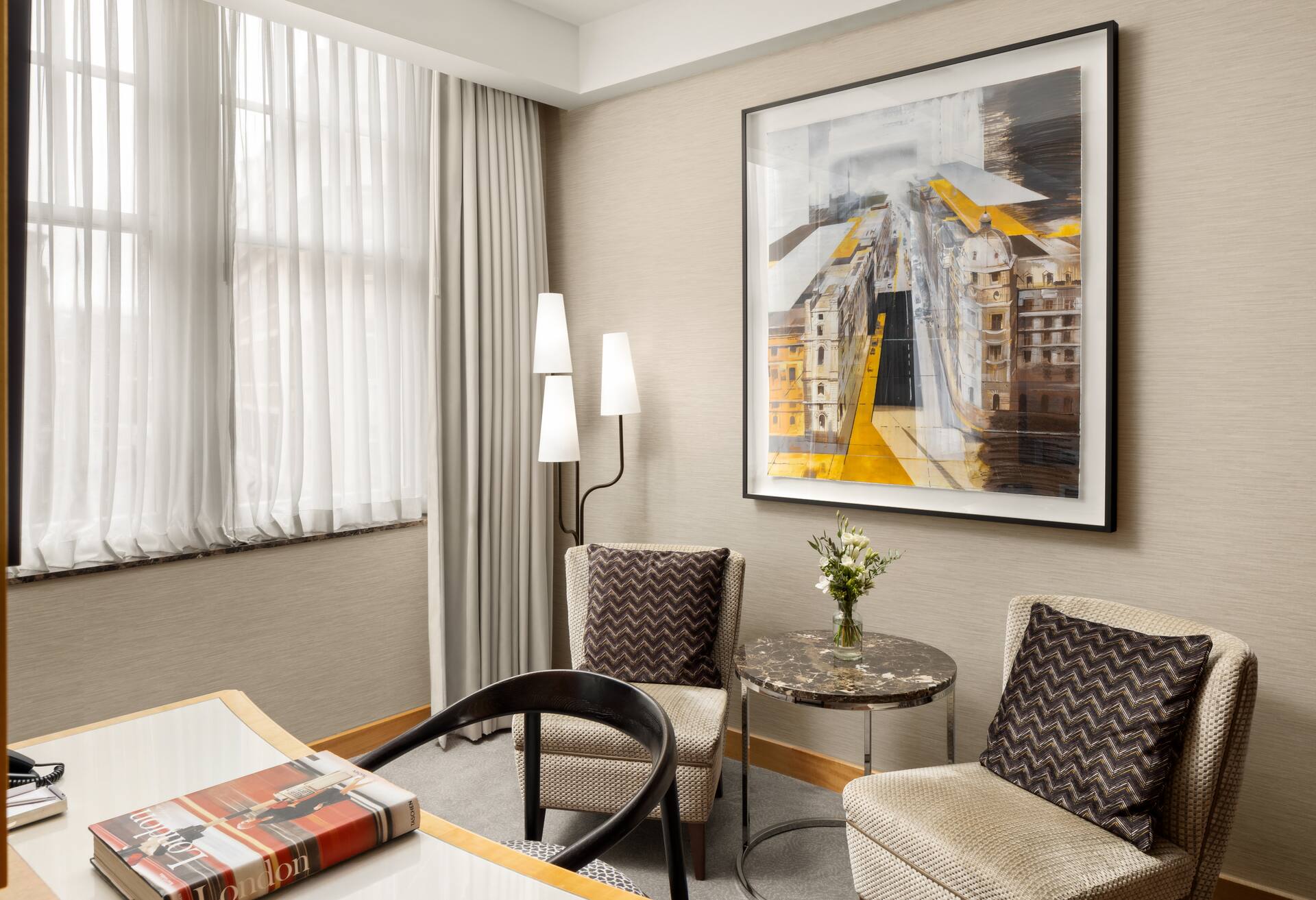 Junior Suite with Lounge Access