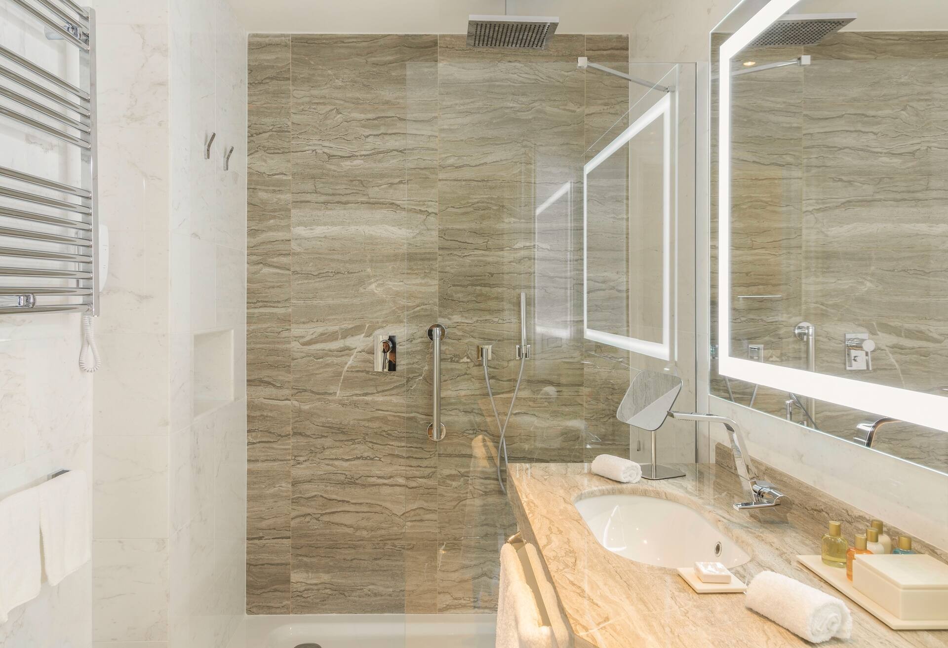 Luxury Spa King Junior Suite