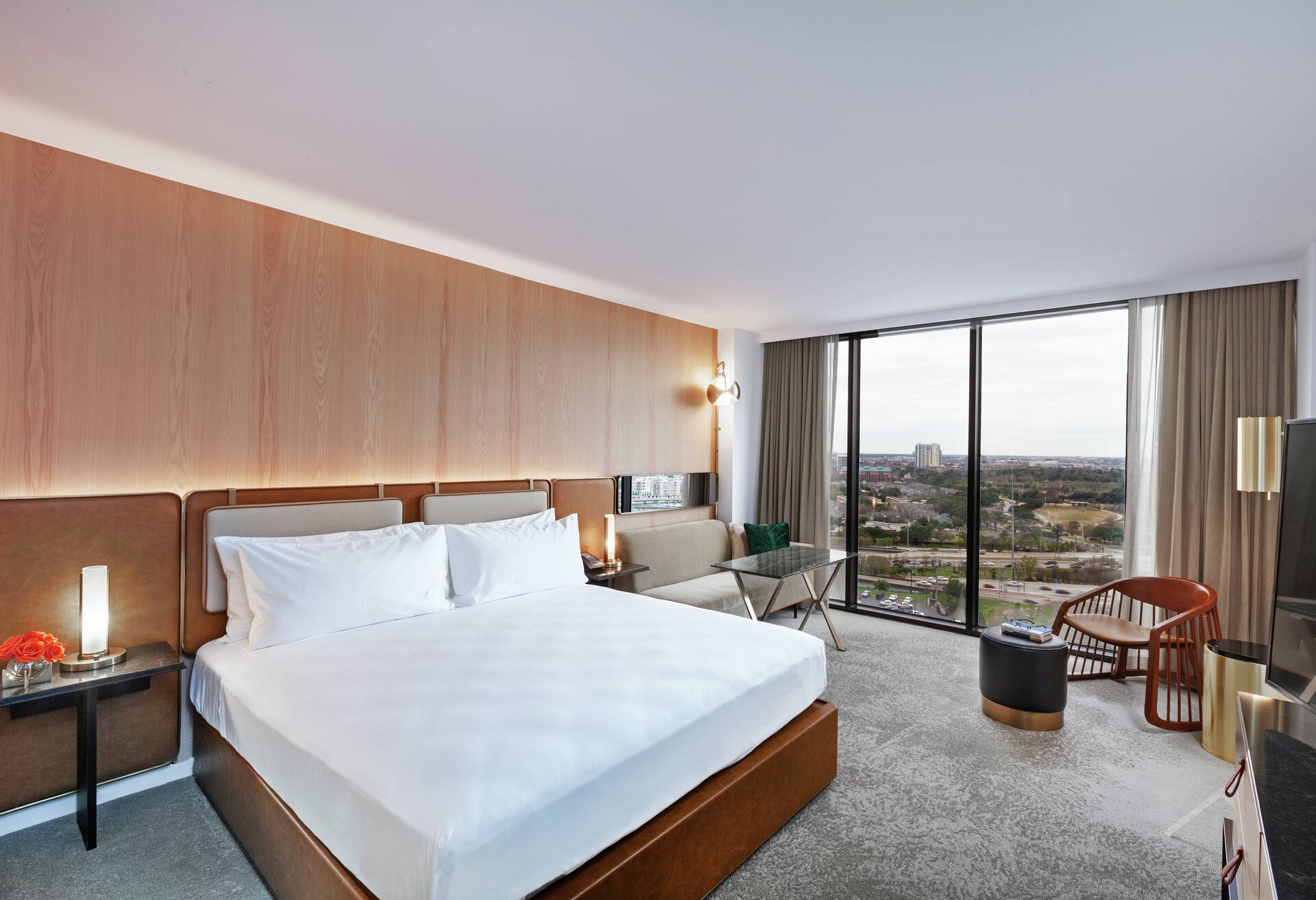 1 King Bed Room photo 1