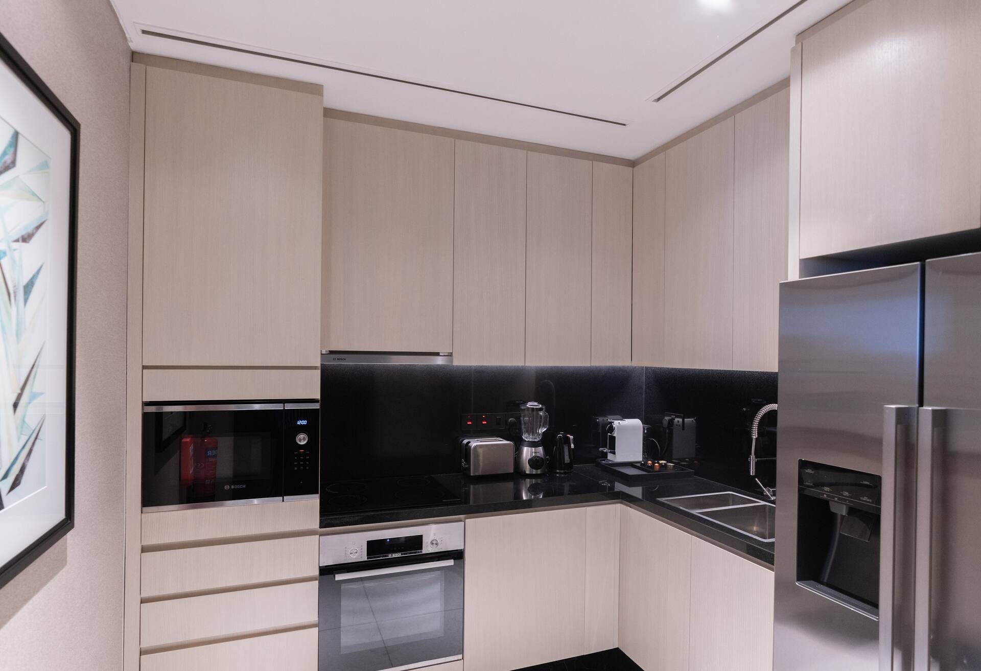 King One Bedroom Apartment photo 3