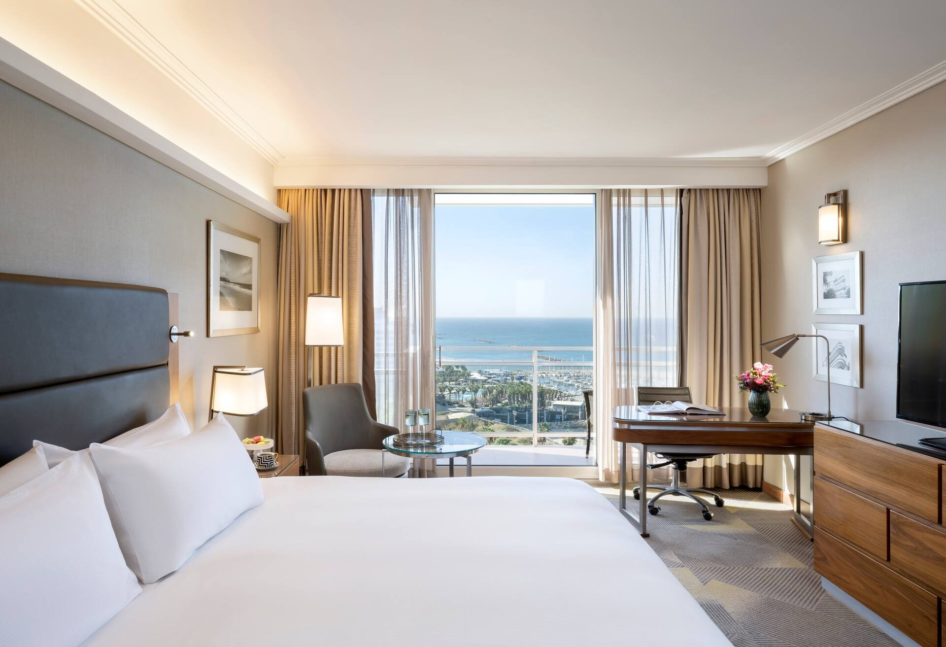 King Executive Room with Sea View photo 1