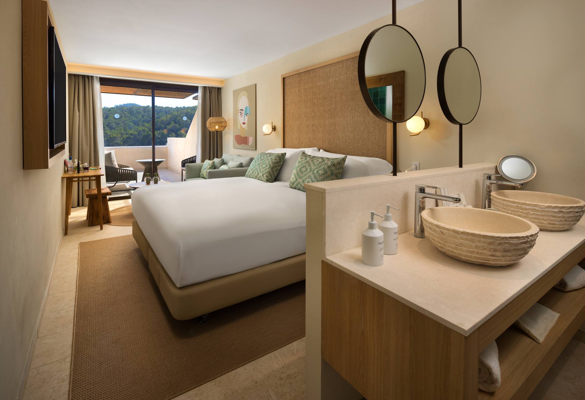 King Deluxe Room photo 2