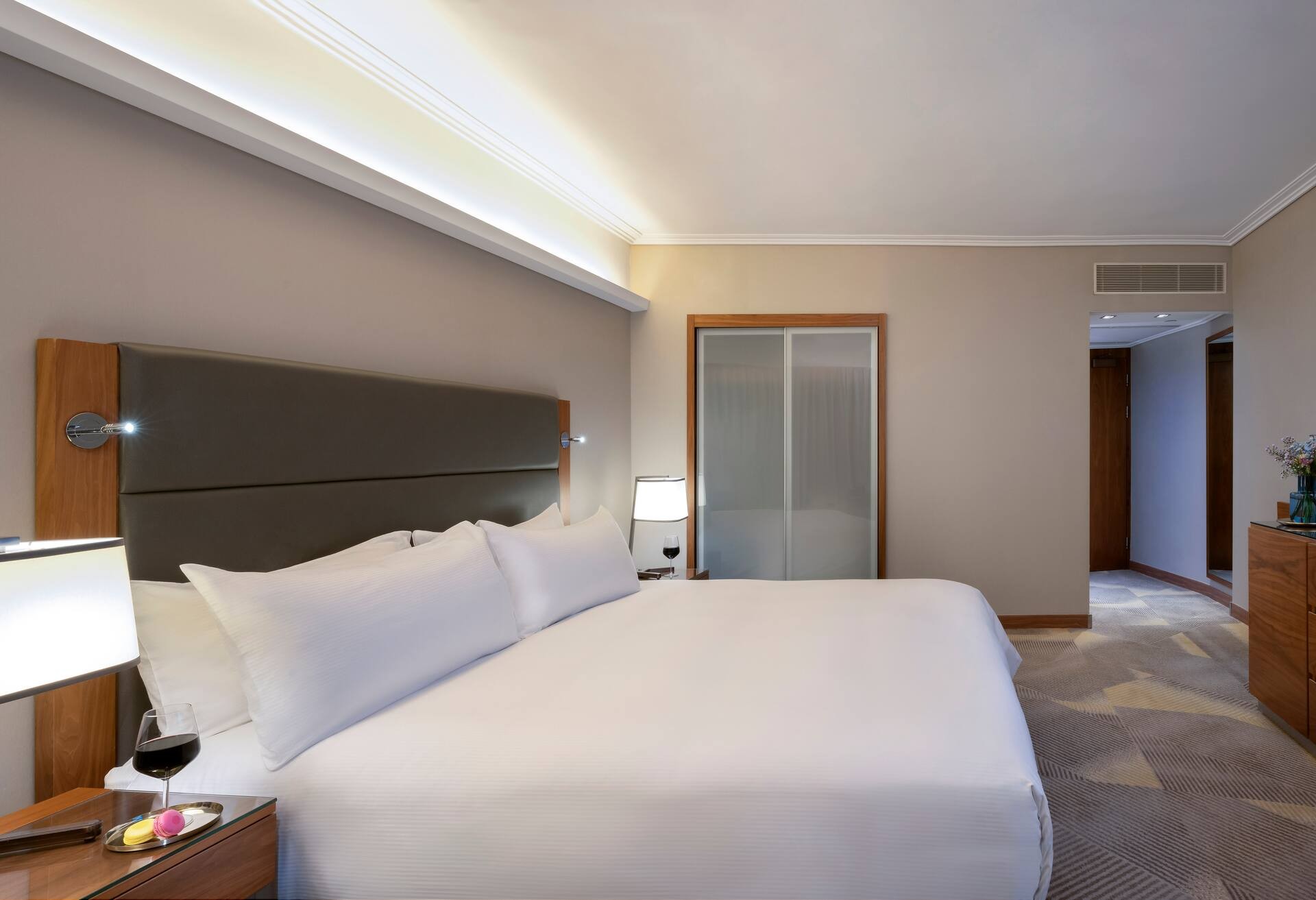King Premium Deluxe Room with Sea View photo 1