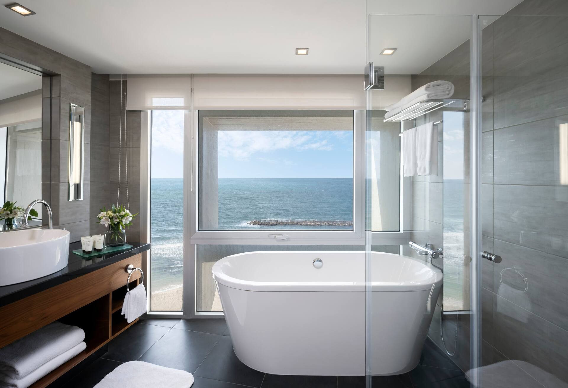 King Grand Room with Sea View photo 3