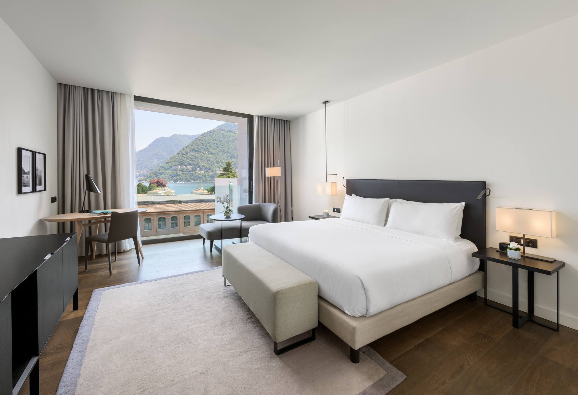King Premium Room with Lake View
