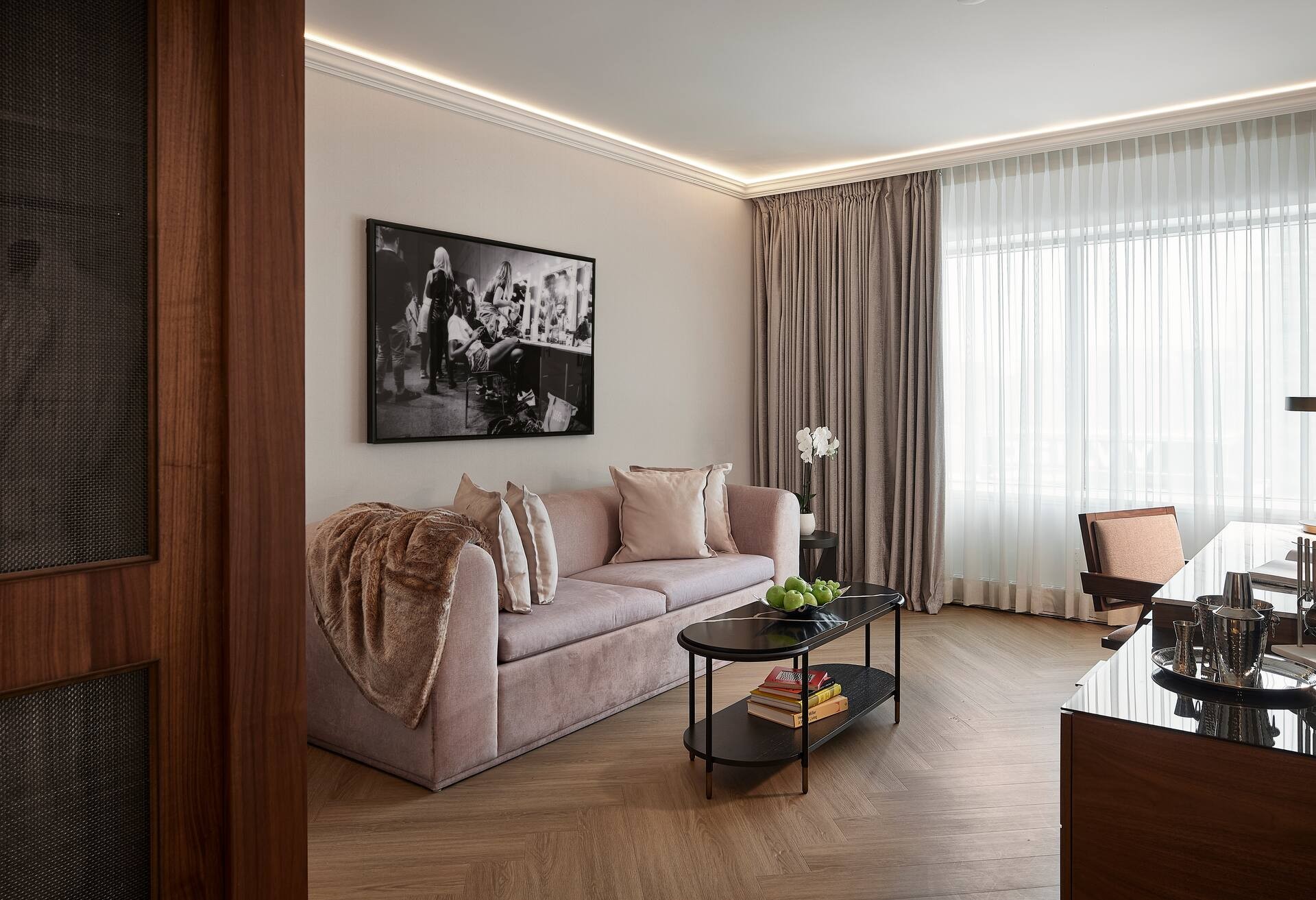 1 King Studio Suite