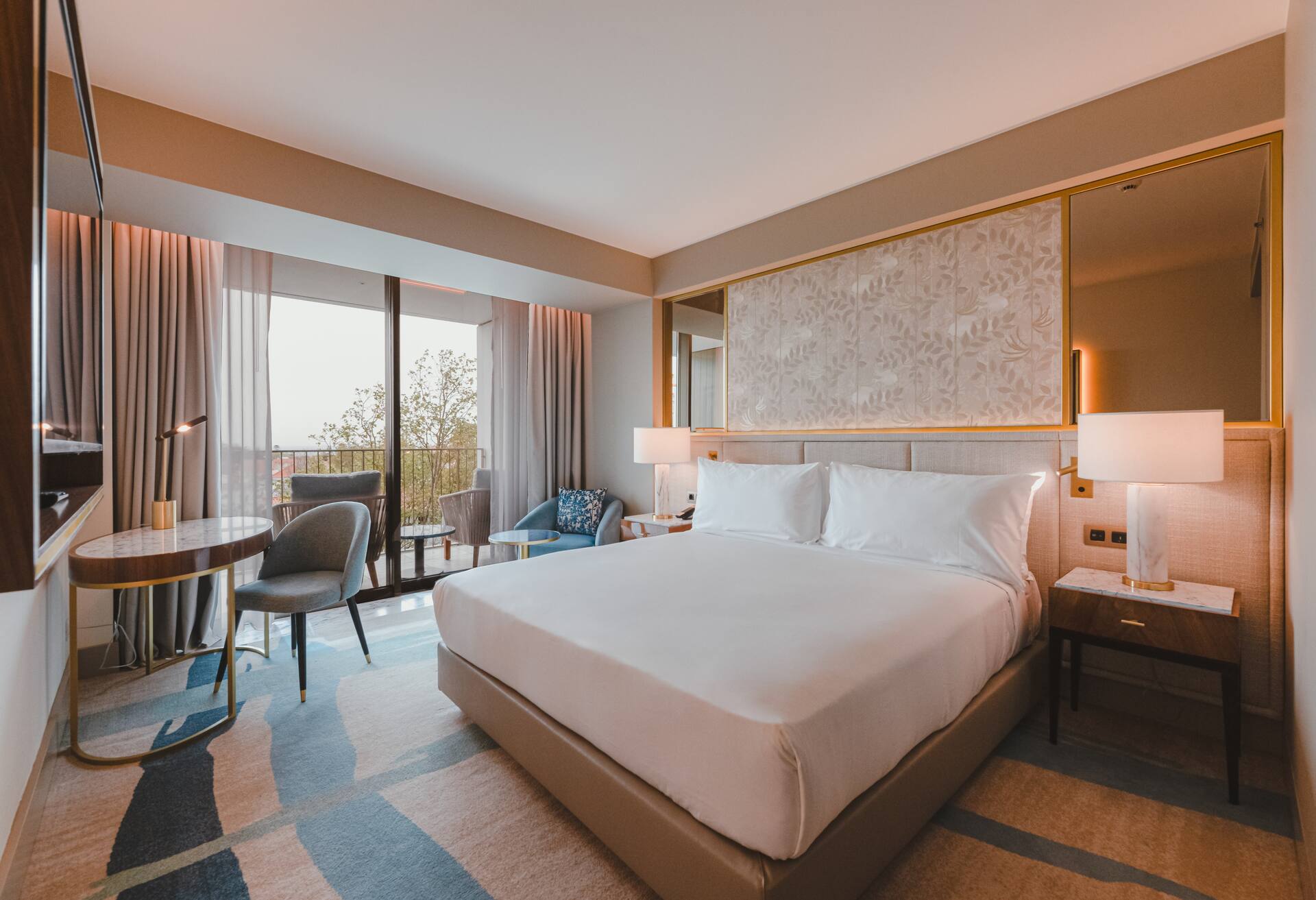 King Cascais Room with Ocean View and Balcony