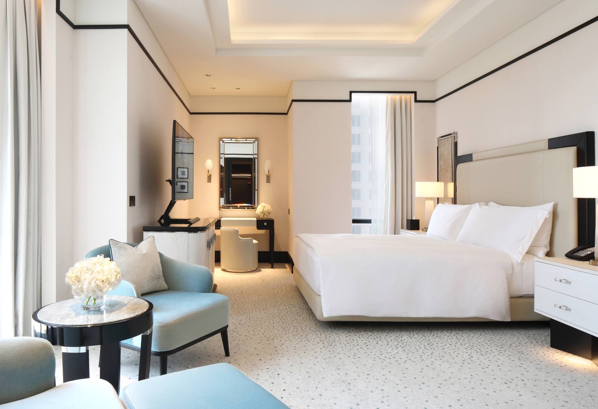 King One Bedroom Premier Suite
