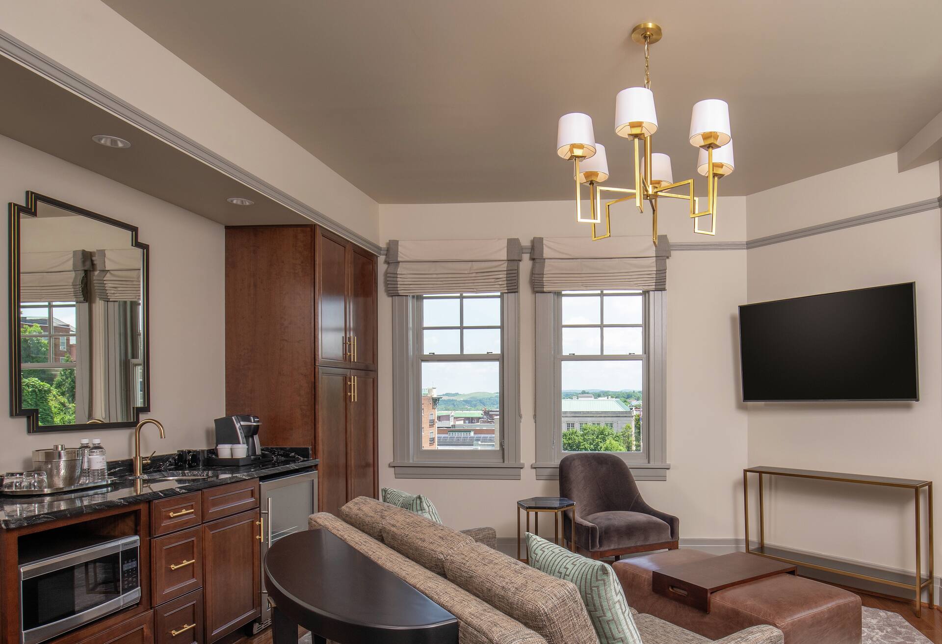 1 King Two Room Suite photo 1
