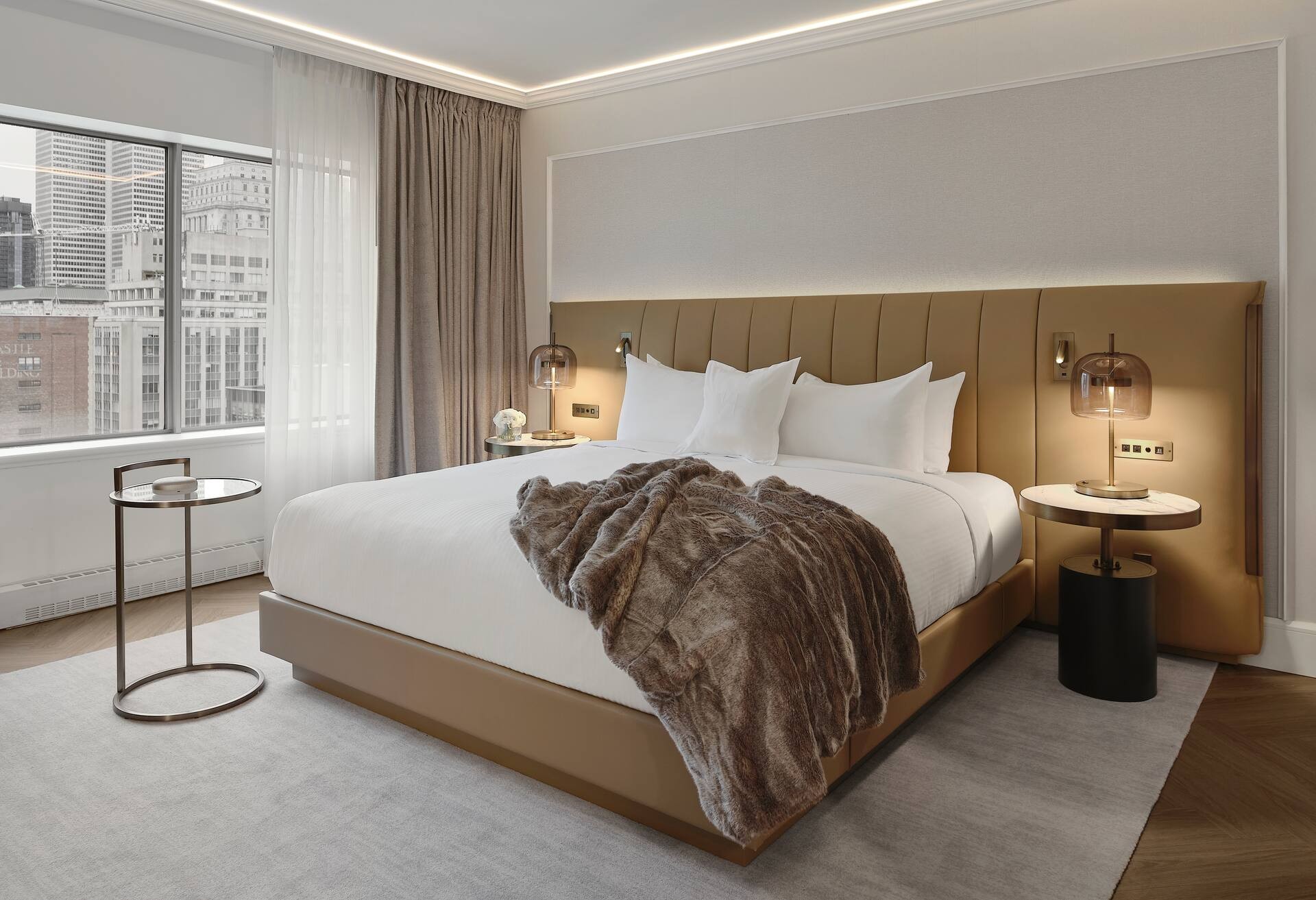 One King Premium Spa Suite