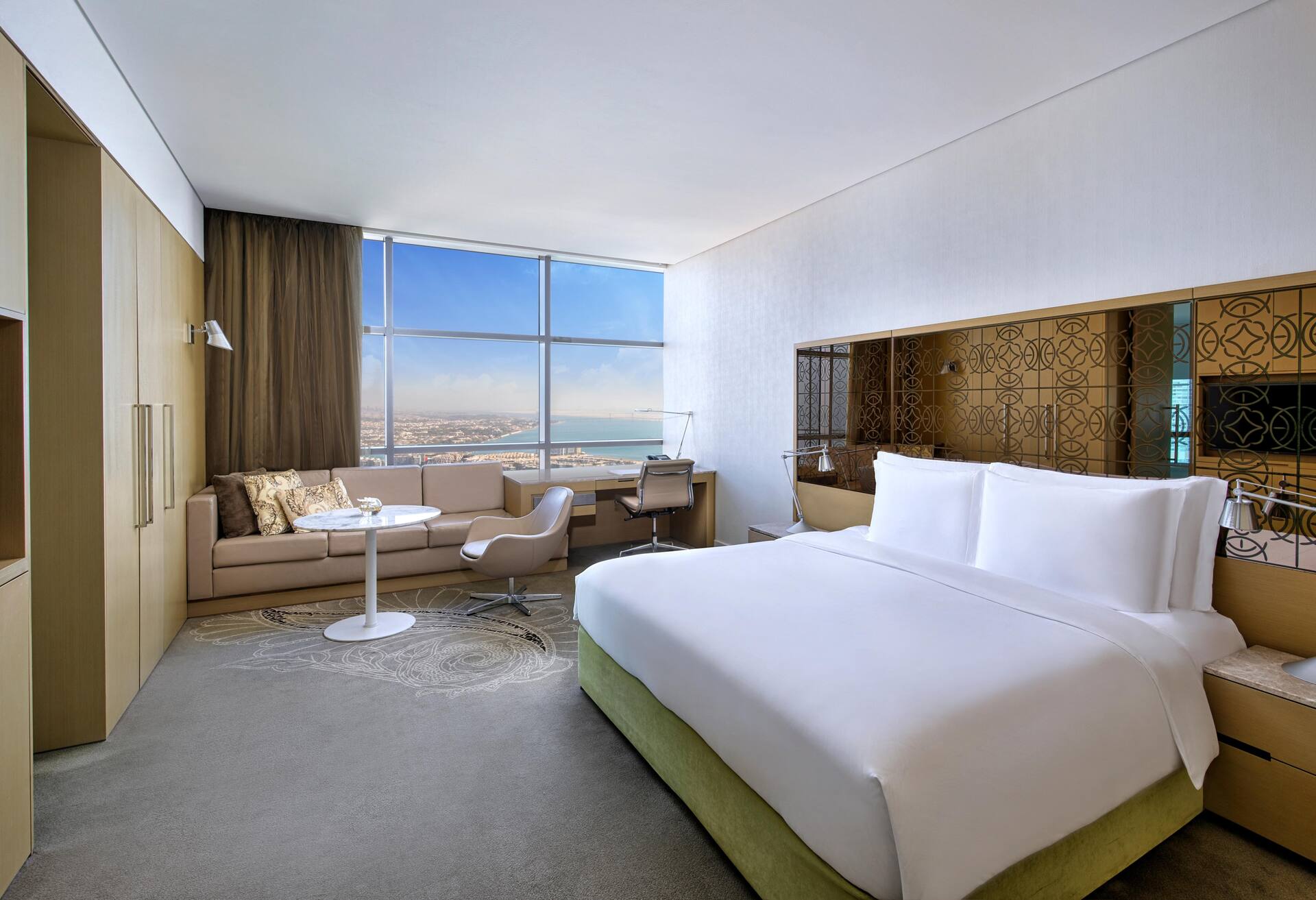 King Premier Family Room with Sea View — photo 3