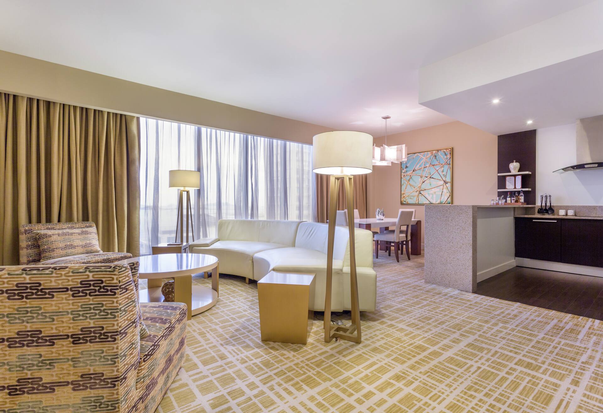 Condo Suite City View - 1 Bedroom 1 King Bed