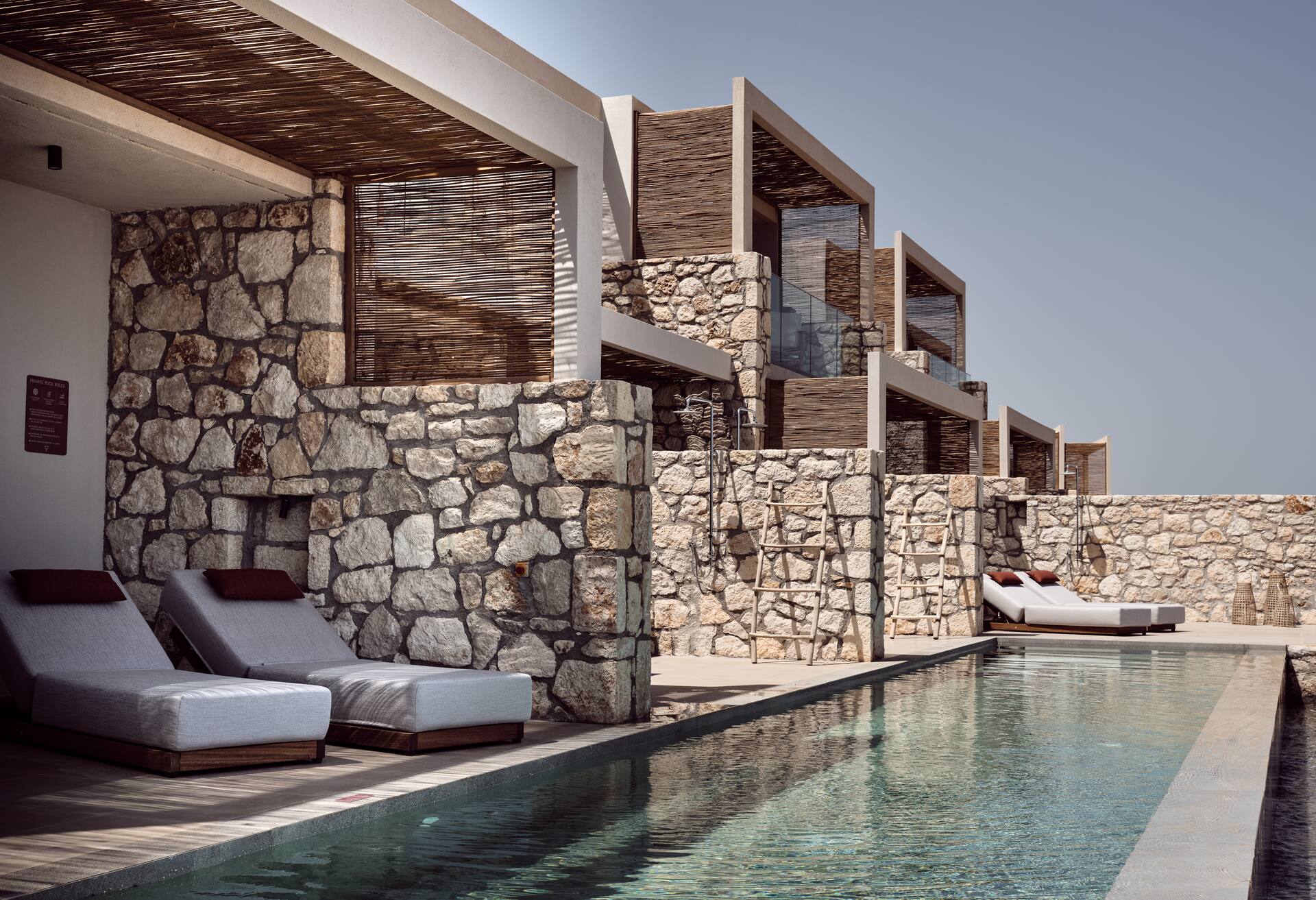 King Grand Deluxe Room - Sea View-shared Pool